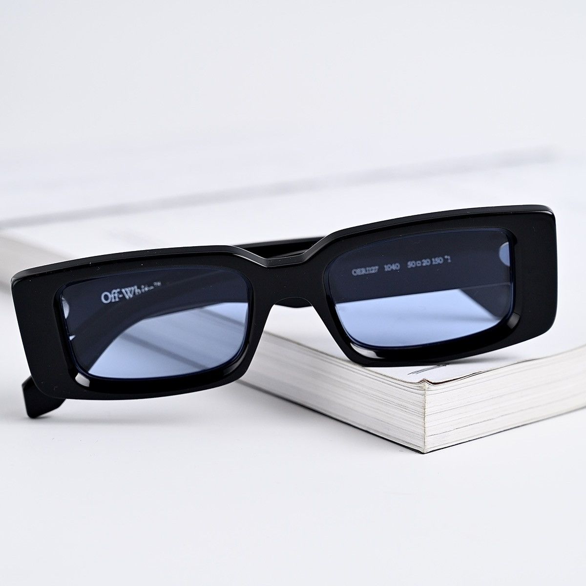 Off-White OFF WHITE ARTHUR SUNGLASSES Size ONE SIZE - 12 Thumbnail