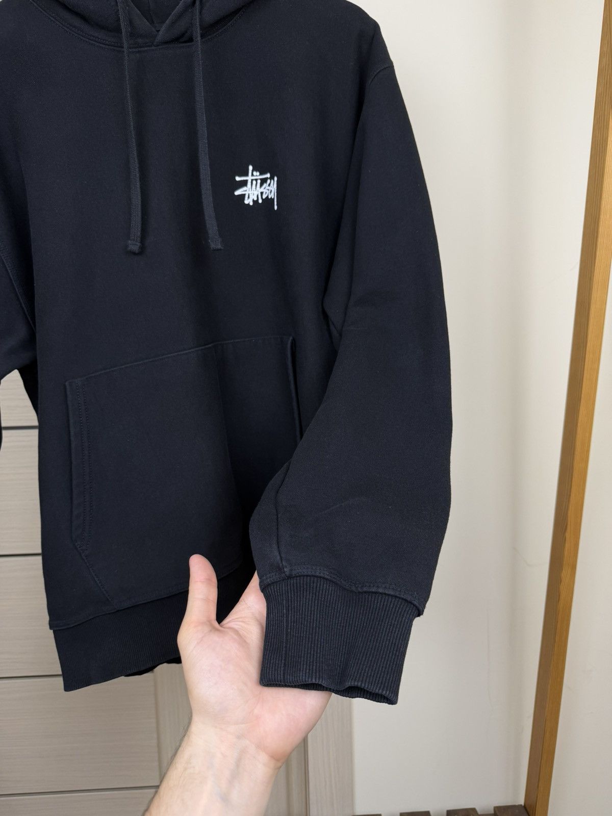 Stussy Stussy Hoodie Black Fleece Pullover Hoodie Vintage size L Size US L / EU 52-54 / 3 - 16 Thumbnail