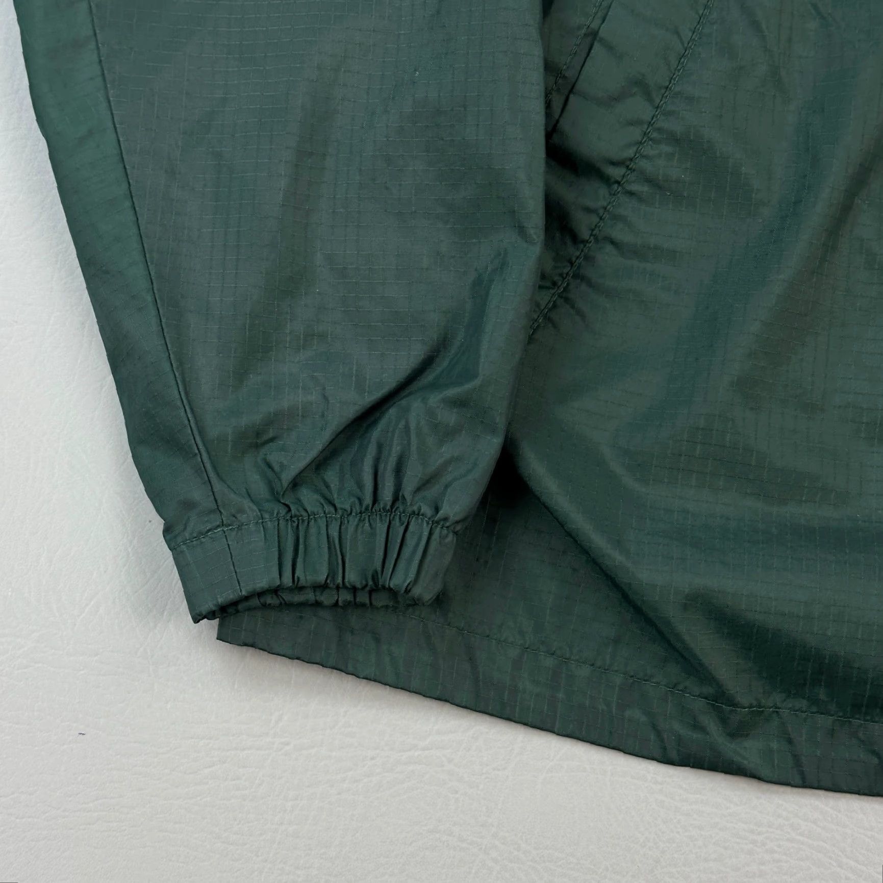 Catalina Vintage Catalina Anorak Jacket Mens Small Green Hooded Windbreaker Pullover 90s Size US S / EU 44-46 / 1 - 3 Thumbnail