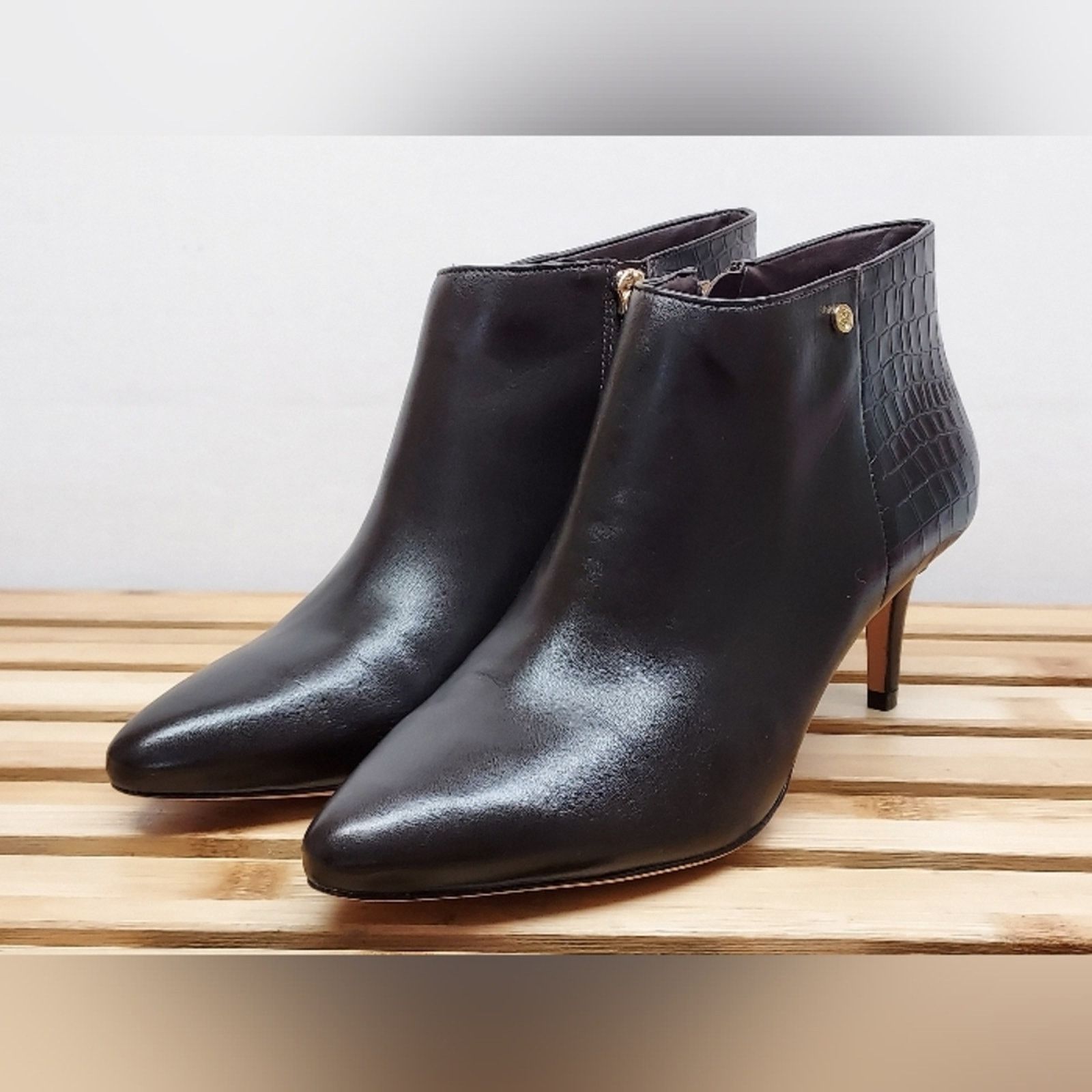 Other Antonio Melani Womens Black Heeled Ankle Boots Size 8.5 Size US 8.5 / IT 38.5 - 2 Thumbnail