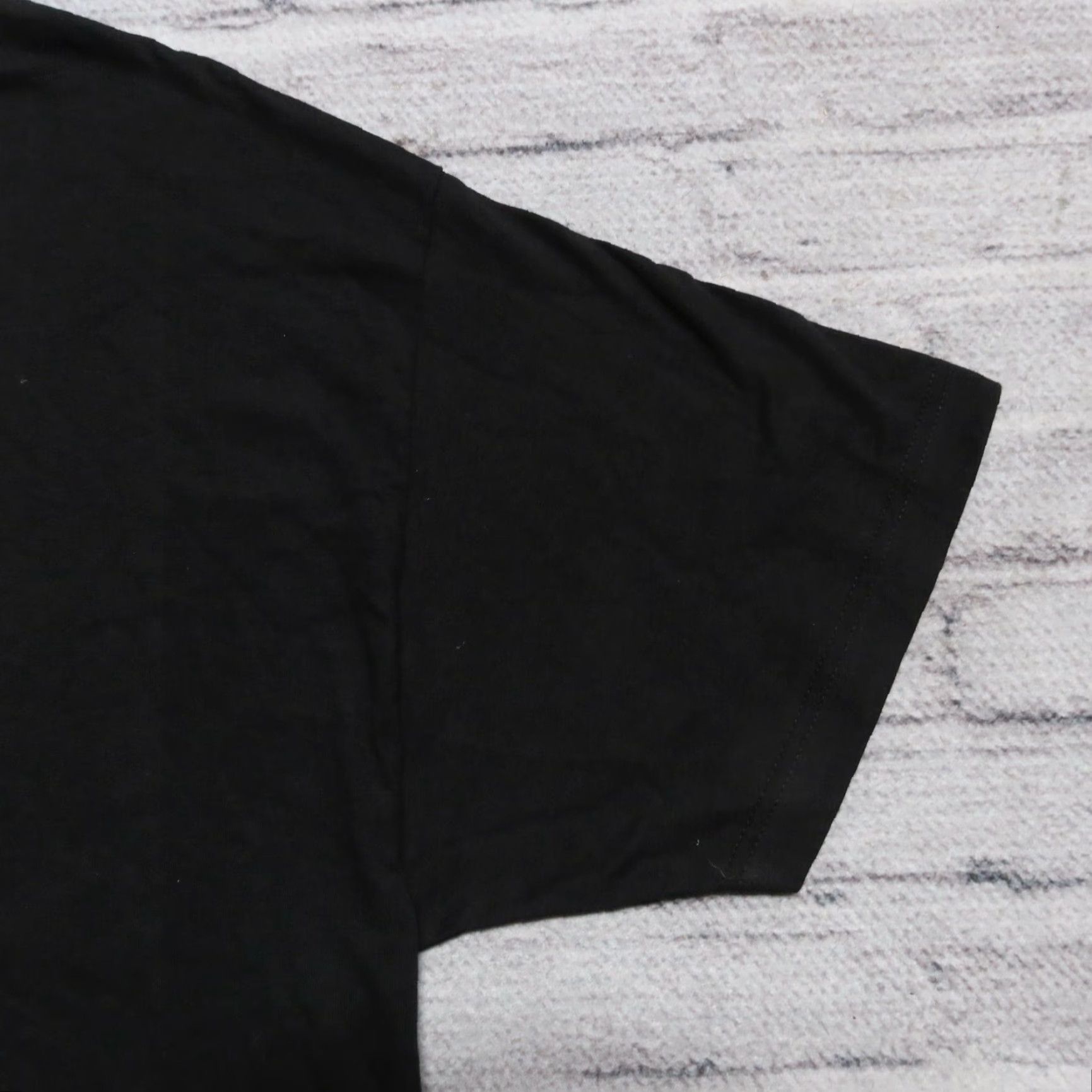 Walls Vintage G-Unot The Game Black Wall Street Rap T shirt XX-Large Mens Shirt Shirt Black 00s 90s Merch Size US XXL / EU 58 / 5 - 5 Thumbnail
