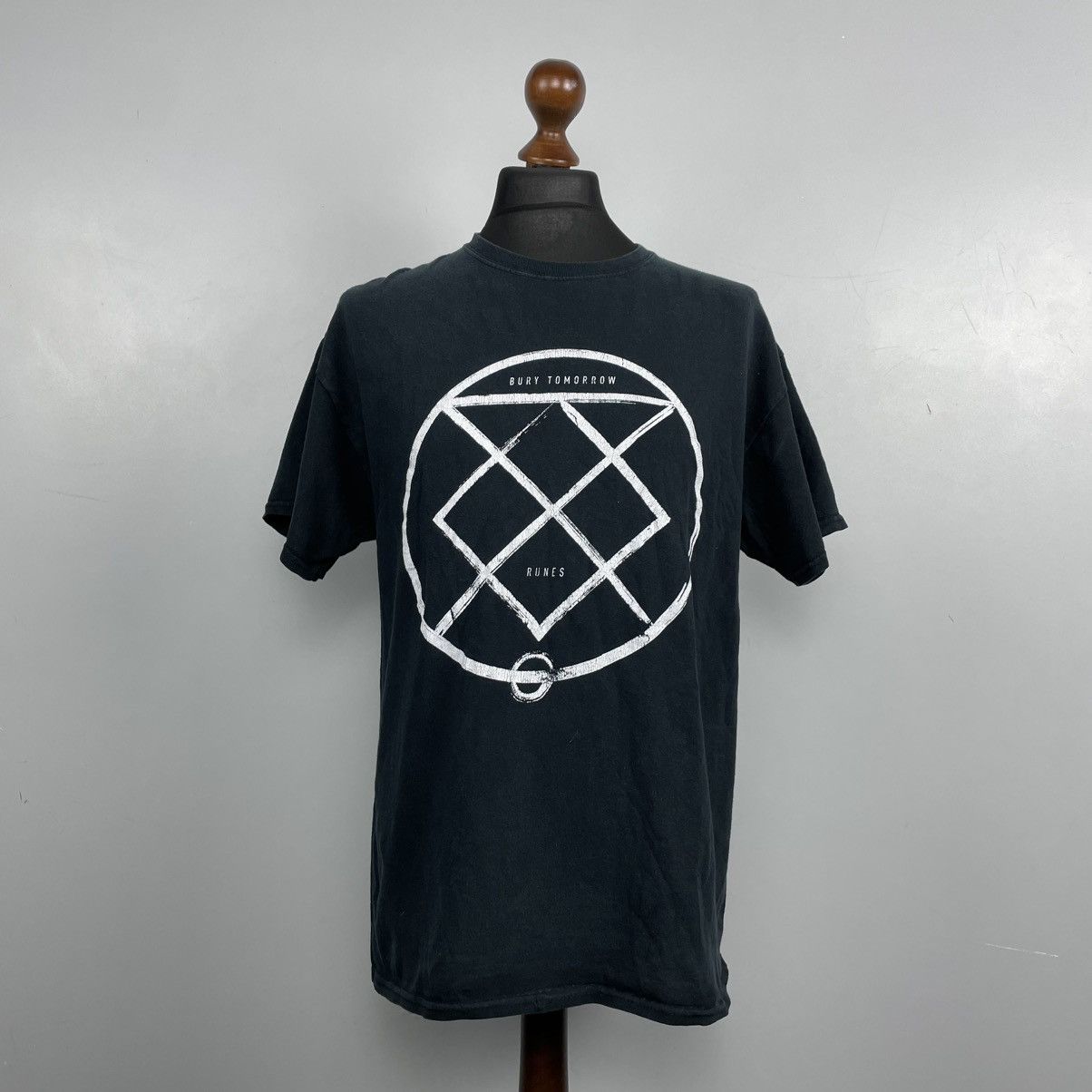 Band Tees × Vintage Vintage Bury Tomorrow Metalcore T-shirt Y2K Size US L / EU 52-54 / 3 - 1 Thumbnail