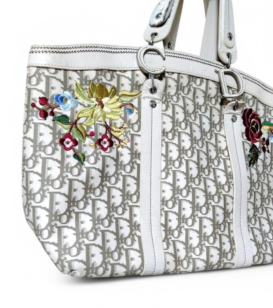 Dior Dior - Flower Embroidered Trotter Handbag Shoulder Bag Rare Size ONE SIZE - 3 Thumbnail