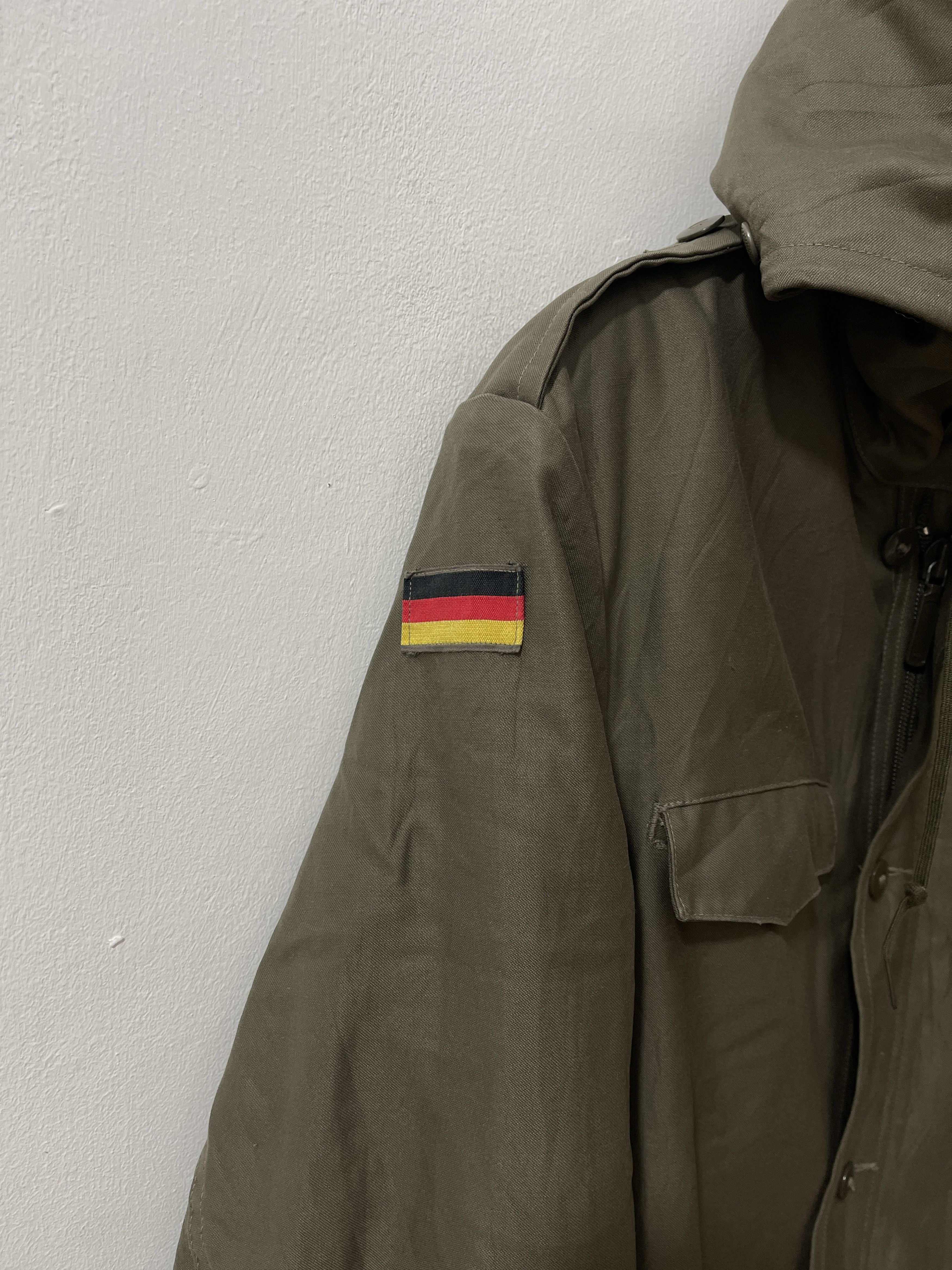 Vintage 1992 German Military Moleskin Fur Parka Jacket Size US L / EU 52-54 / 3 - 7 Thumbnail