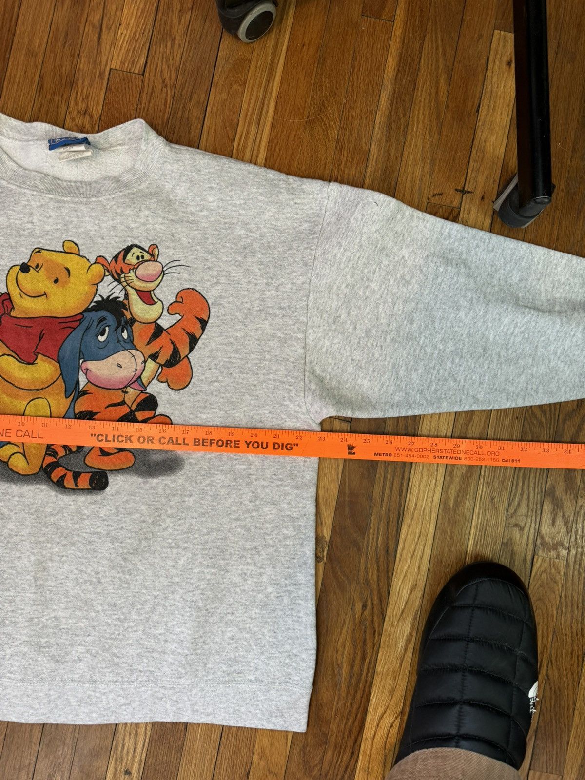 Disney × Vintage Vintage Winnie the Pooh Disney Sweatshirt Size US L / EU 52-54 / 3 - 6 Thumbnail