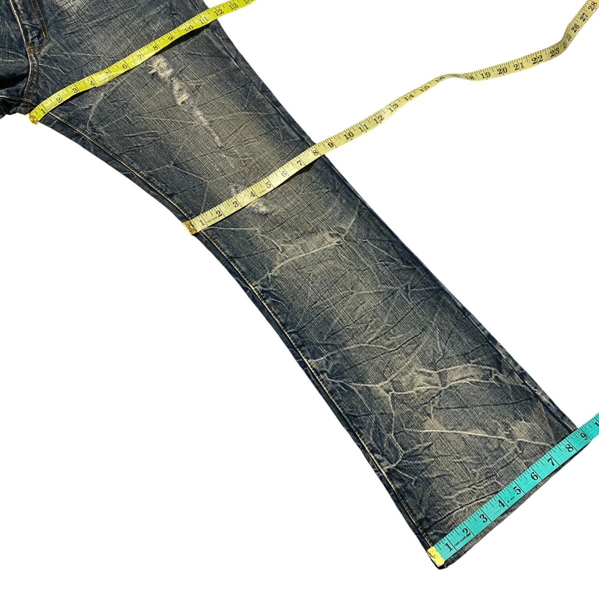 semanticdesign Semantic Design Distressed Denim Flare Jeans Size US 31 - 23 Thumbnail