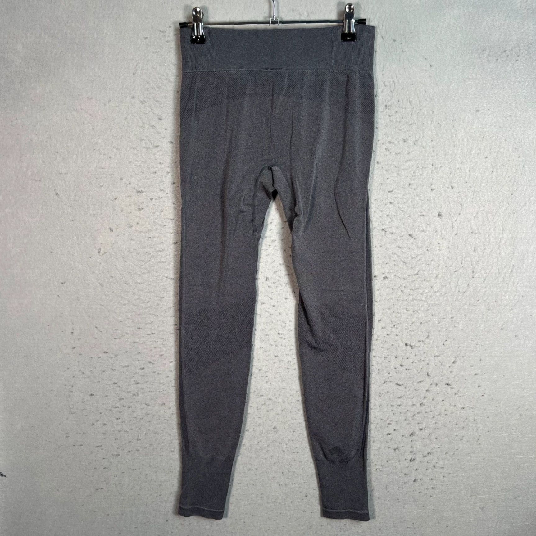 Uniqlo Uniqlo Airism Womens Size S Dark Gray Leggings Athletic Gym Size 28" / US 6 / IT 42 - 2 Thumbnail