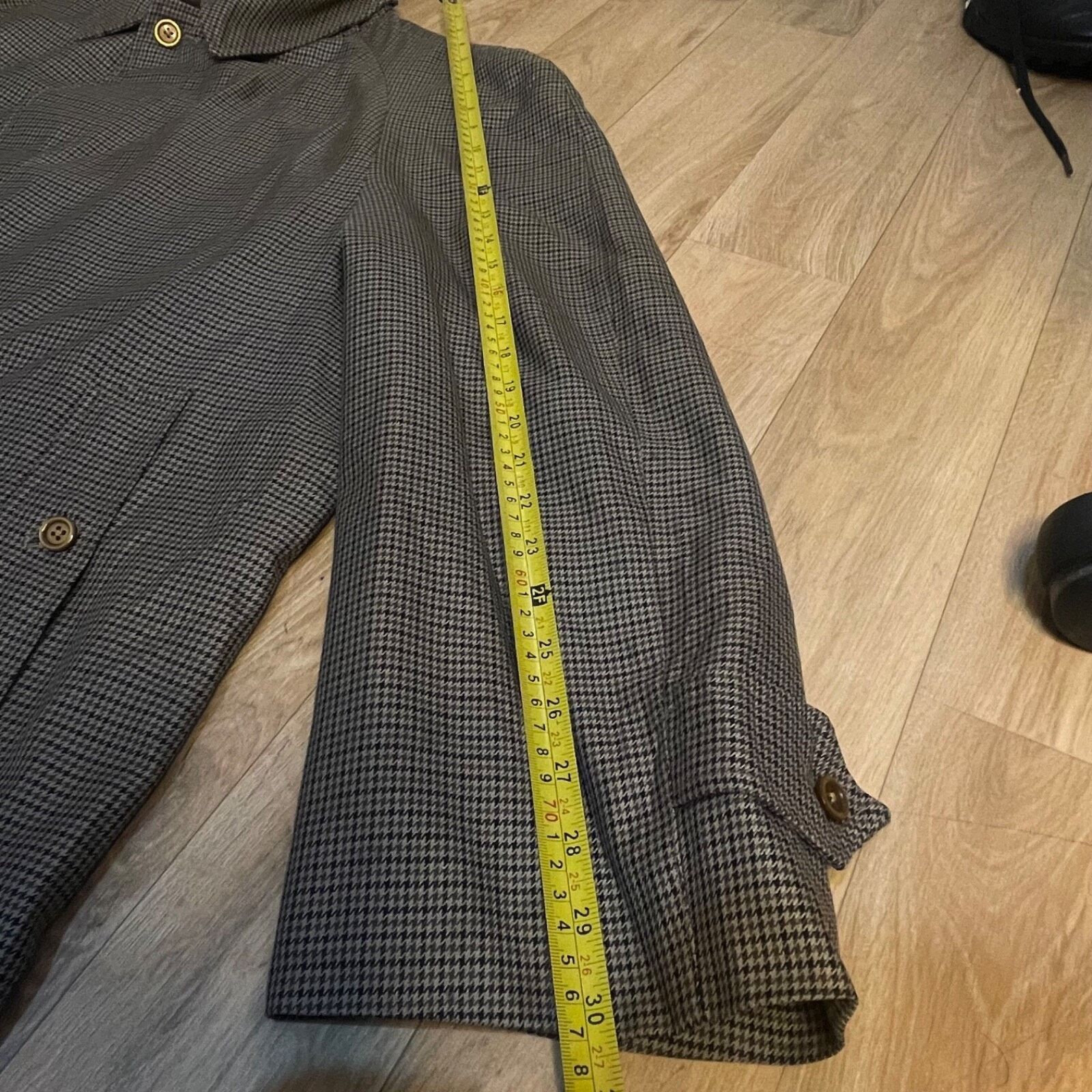 Burberry burberry Prince of Wales tweed Trench Coat VIRGIN Wool Size US L / EU 52-54 / 3 - 14 Thumbnail