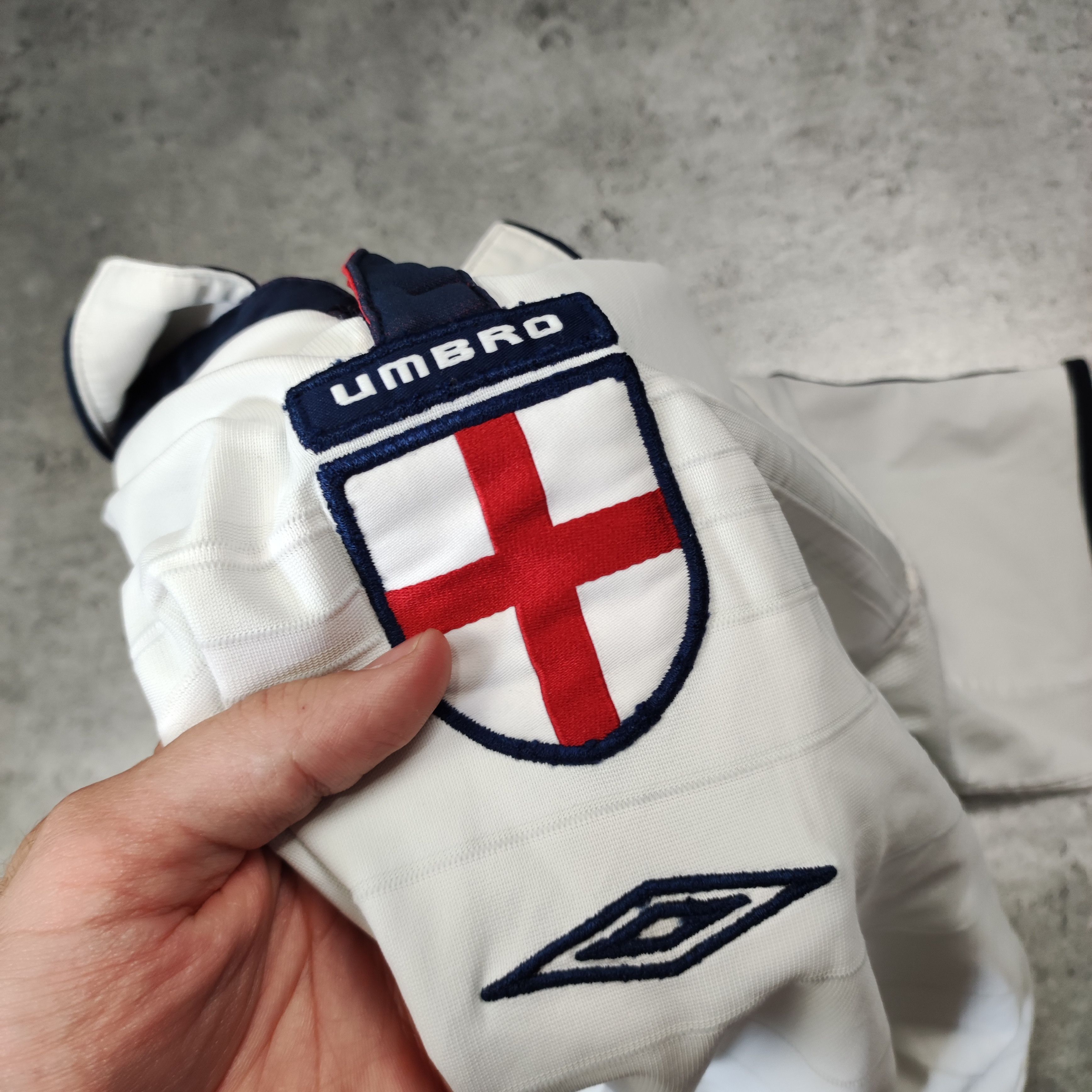 RARE Vintage Retro Euro 2004 England Umbro Home Jersey