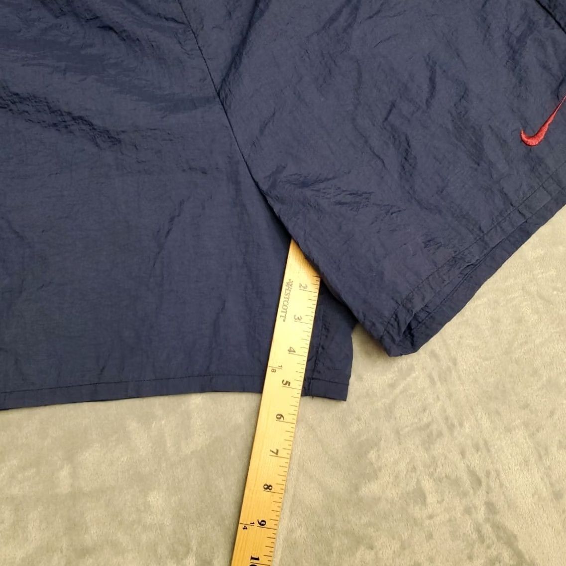 Nike Vintage Nike Shorts Men Large Blue Lined Giant Swoosh Windbreaker 100% Nylon 90s Size US 33 - 8 Thumbnail