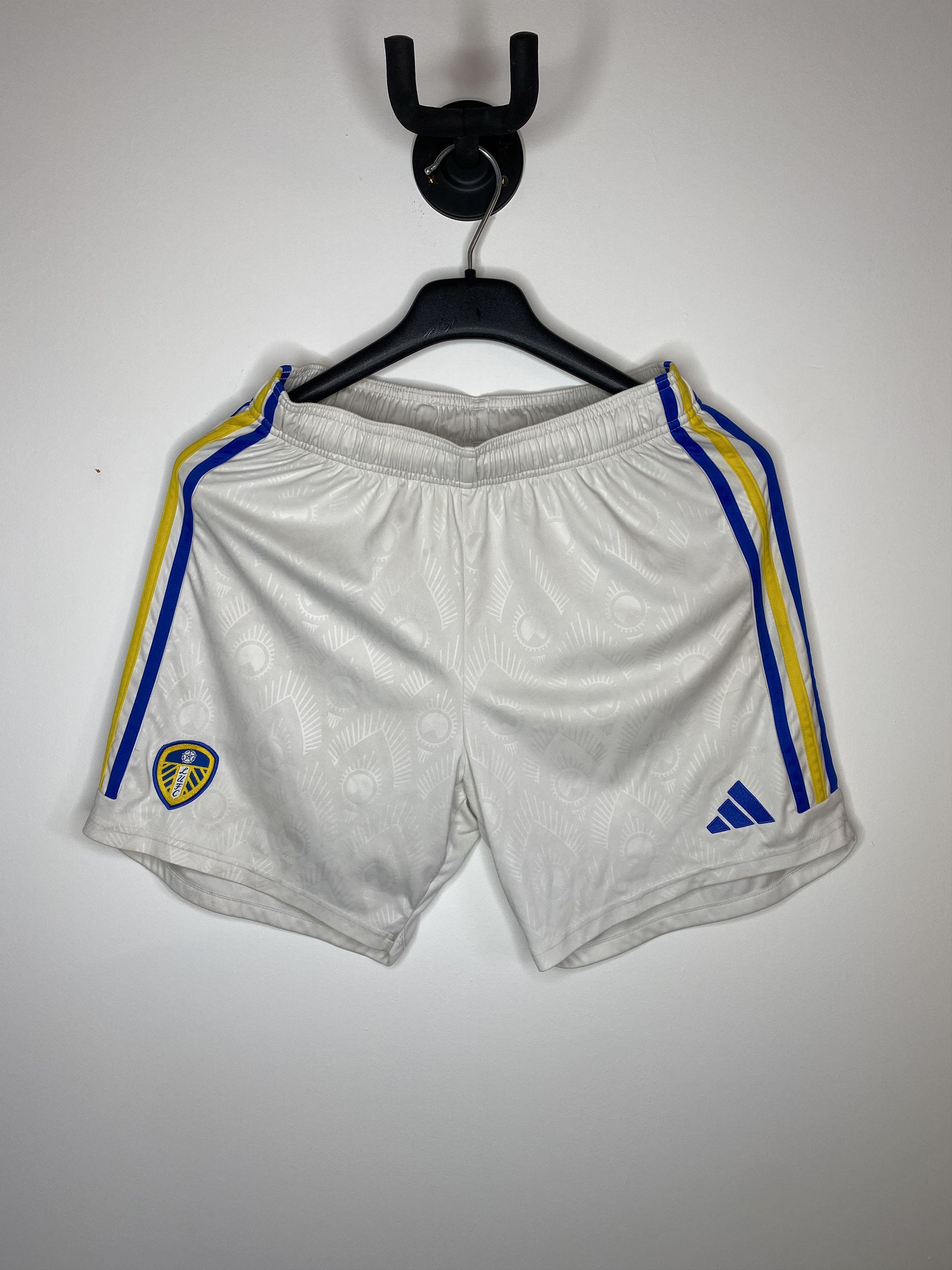 Adidas LEEDS UNITED 2023 2024 HOME FOOTBALL SOCCER SHORTS ADIDAS Size US 32 / EU 48 - 1 Thumbnail