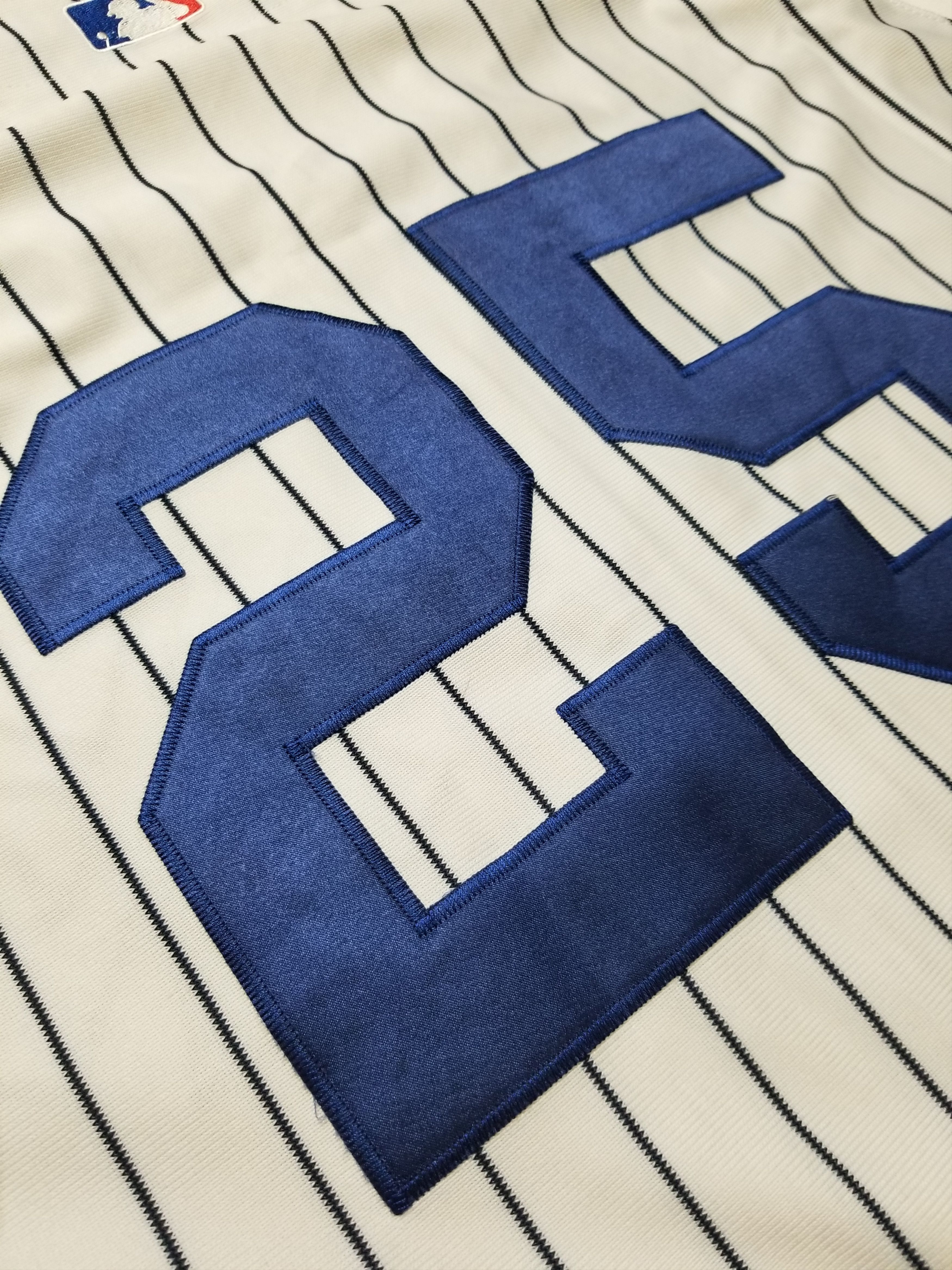 Majestic VTG Majestic New York Yankees #25 MLB Pinstripe Shirt Jersey Size US XL / EU 56 / 4 - 5 Thumbnail
