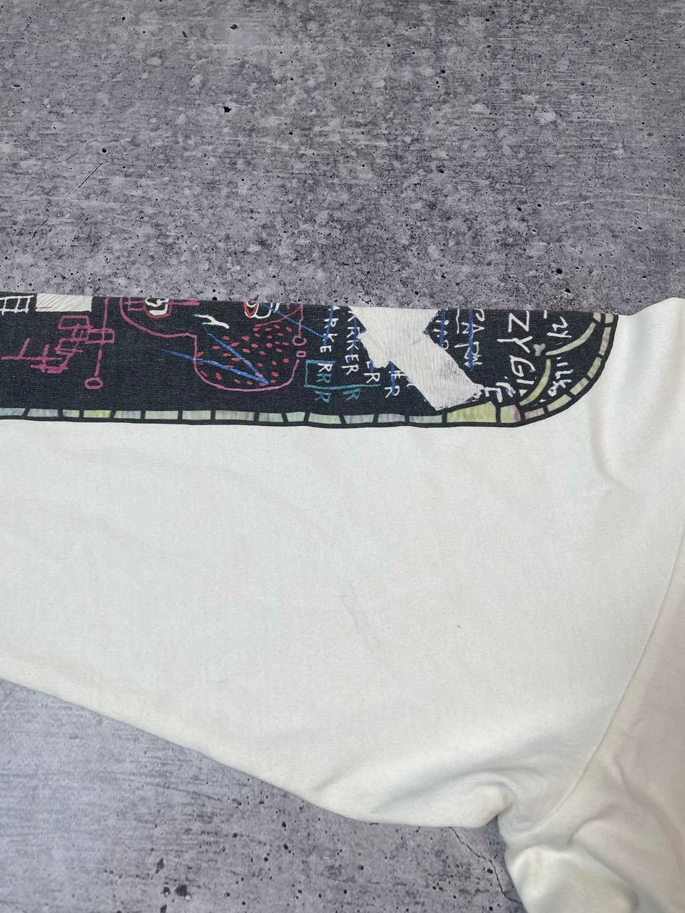 H&M × Jean-Michel Basquiat × Who Decides War Who Decides War H&M Basquiat Long Sleeve T-Shirt Y2K Size US XL / EU 56 / 4 - 9 Thumbnail