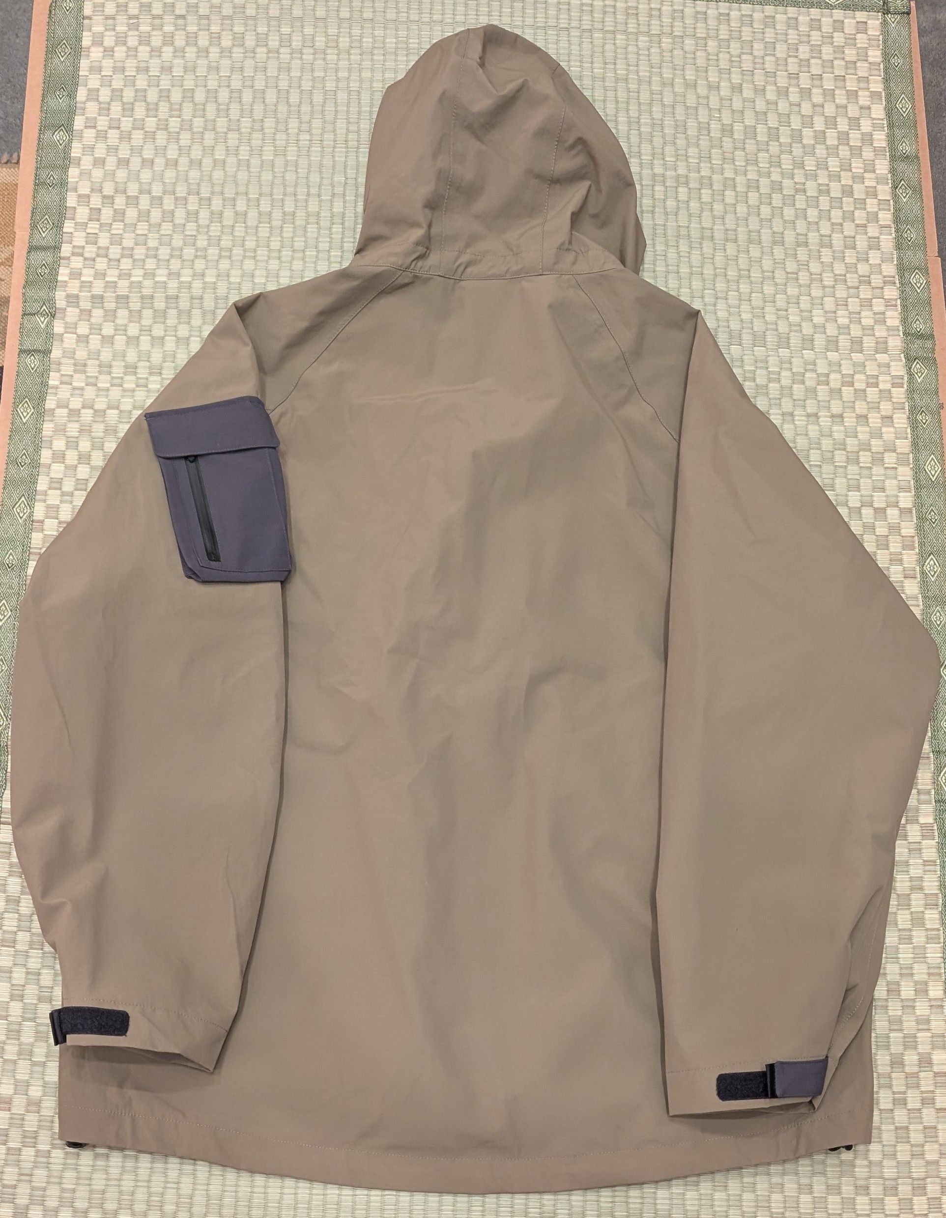 Deus Ex Machina SOLD OUT Deus Ex Machina Pinnacle Mountain Parka Olive Size US XL / EU 56 / 4 - 2 Thumbnail