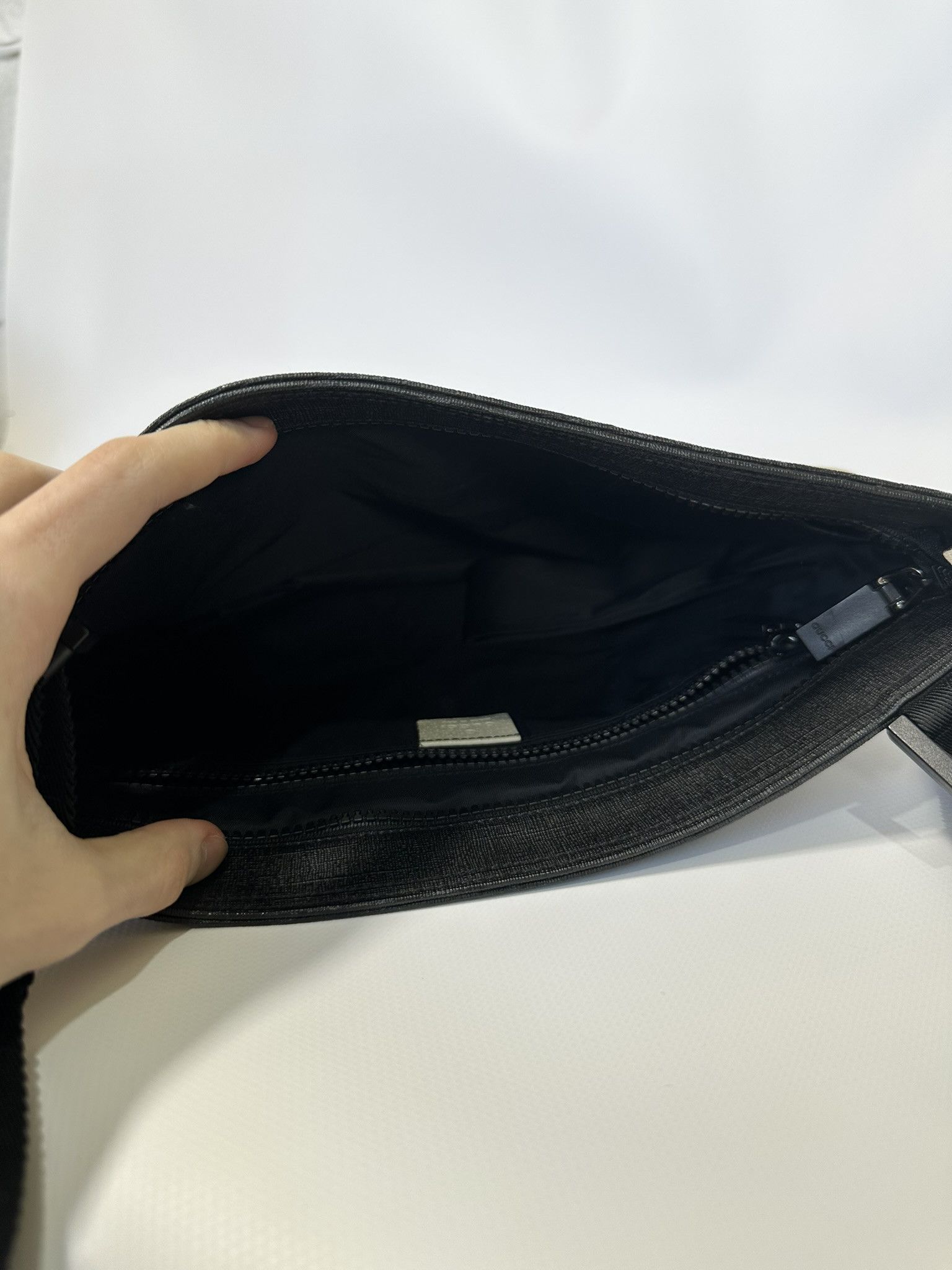 Gucci Gucci Messenger Bag Made in Italy Vintage Logo Gray Canvas Size ONE SIZE - 11 Thumbnail