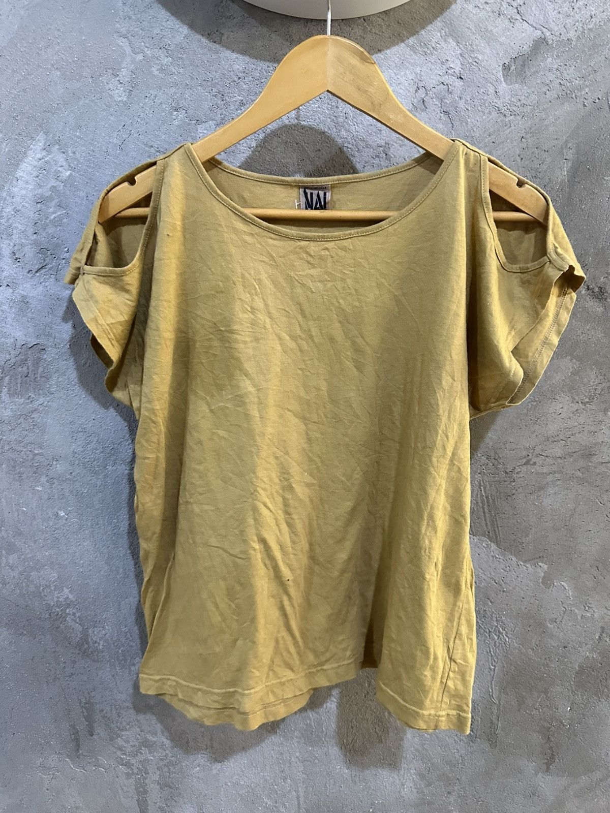 Hai Sporting Gear × Issey Miyake Hai Sporting Gear Miyake Design Studio Open Shoulder T-shirt Size US M / EU 48-50 / 2 - 1 Thumbnail