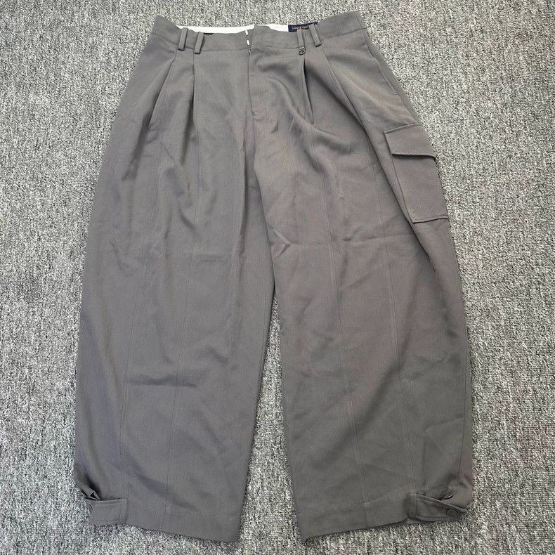 Louis Vuitton Louis Vuitton size US 60 Wool Show Grey Loose Wide Leg Pan Size US 44 / EU 60 - 1 Thumbnail