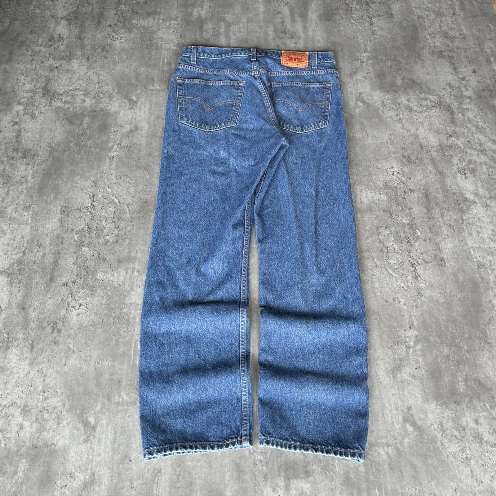 Levi's × Levi's Vintage Clothing Vintage Levi’s 505 Regular Fit Straight Leg Denim Jeans Size US 36 / EU 52 - 1 Thumbnail