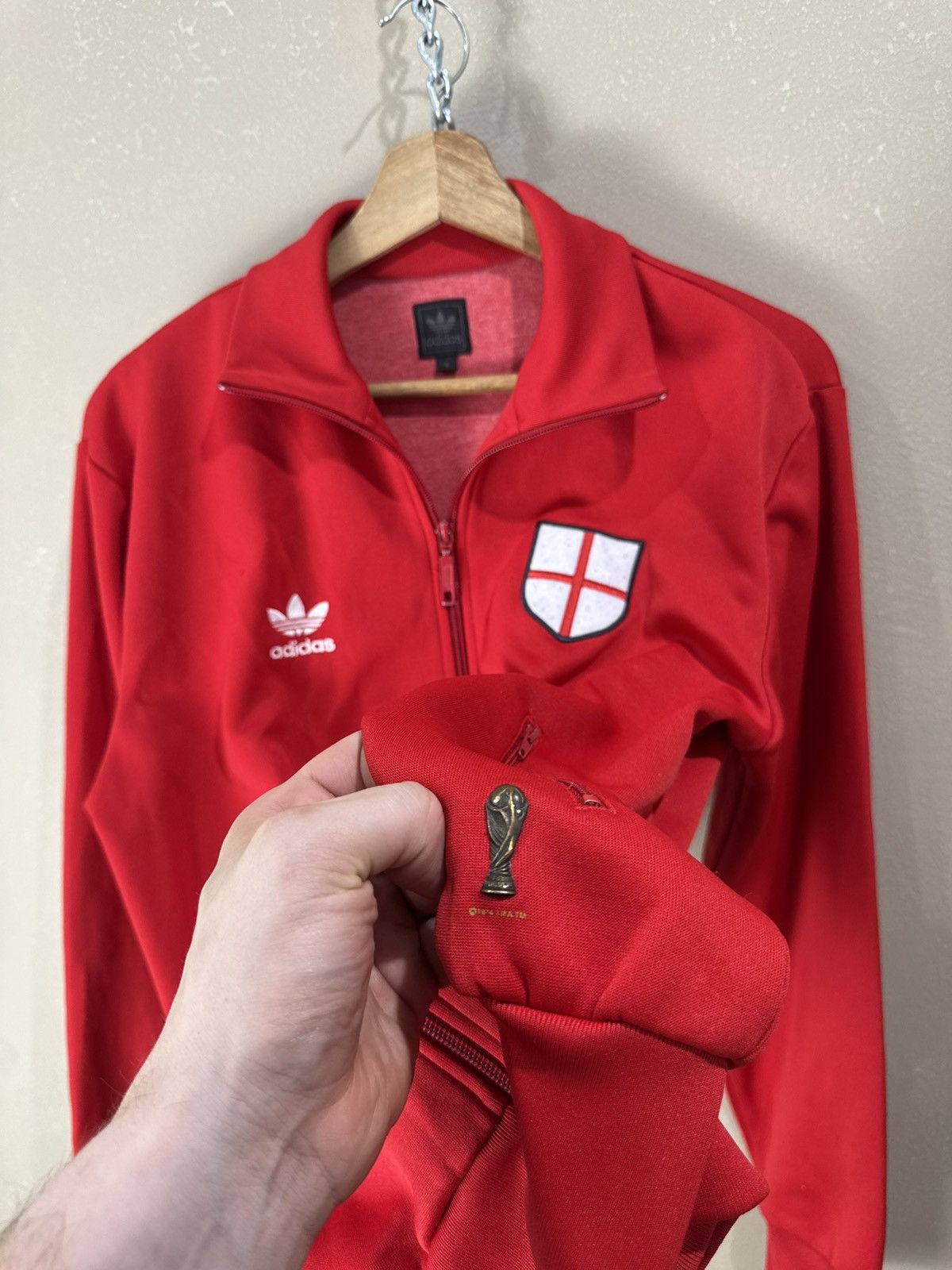 Adidas Adidas vintage red 2006 track jacket england world cup fifa Size US S / EU 44-46 / 1 - 3 Thumbnail