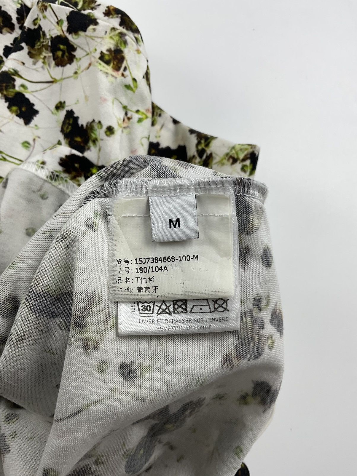 Givenchy Givenchy S/S'15 Floral Tee Size US M / EU 48-50 / 2 - 6 Thumbnail