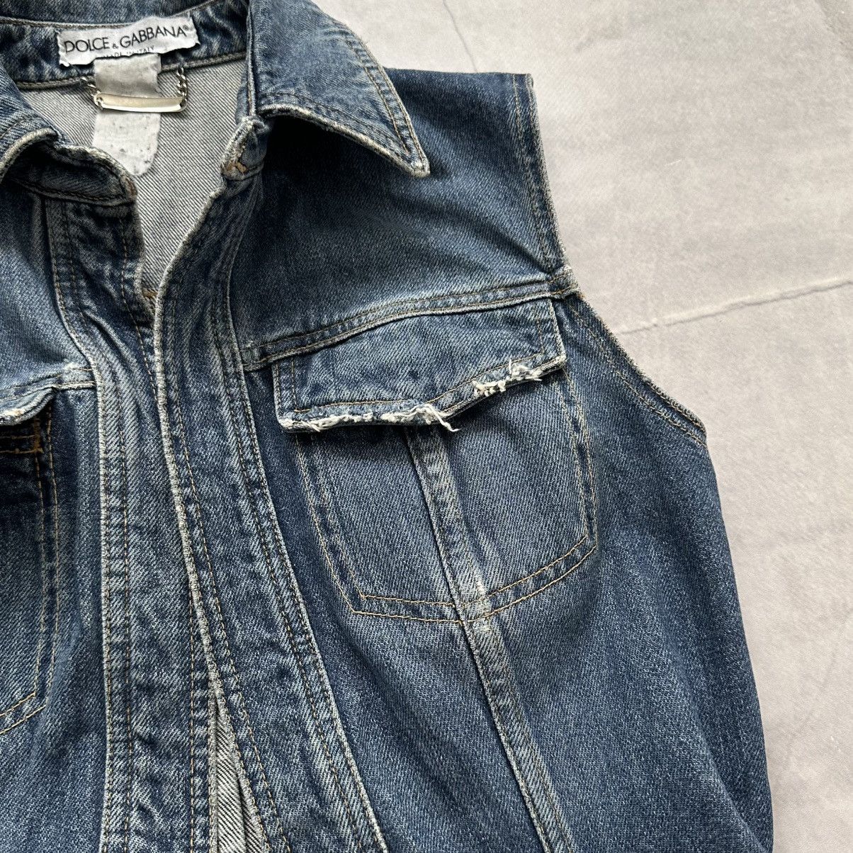 Dolce & Gabbana 90s Dolce & Gabbana Vintage Denim Vest Open Front Y2K Size S / US 4 / IT 40 - 12 Thumbnail