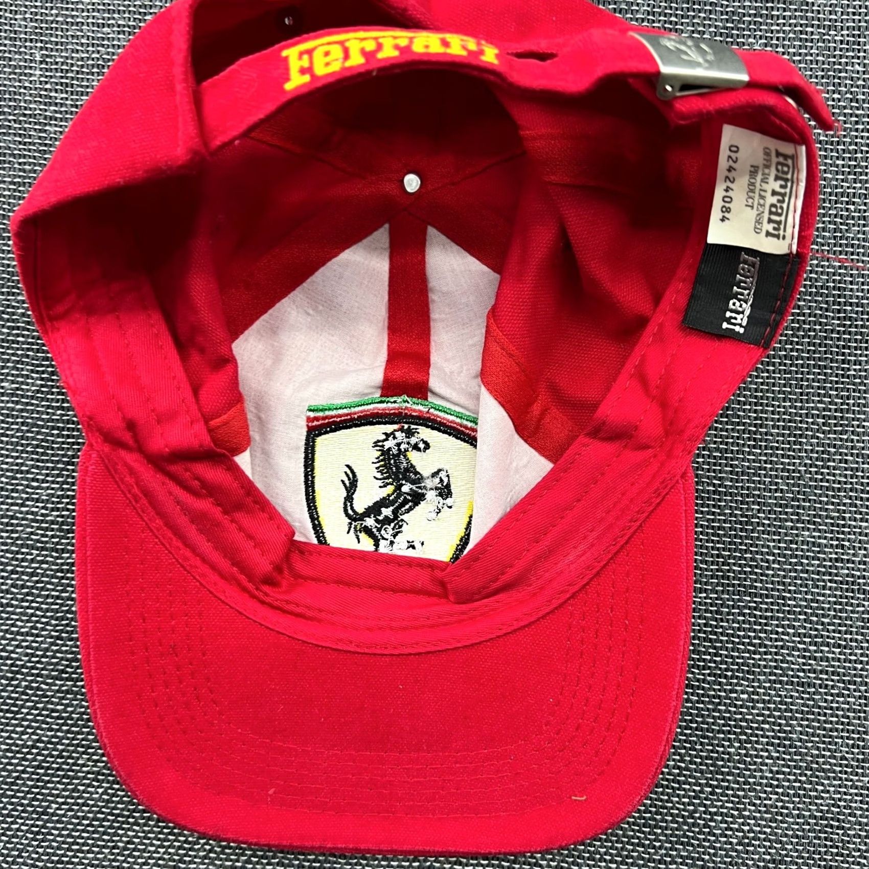 Ferrari VINTAGE Ferrari Scudaria Cap OS Adjustable Racing Red Official Product 90s Unisex Adults Beanie Hat Mens Womens Os Red Size ONE SIZE - 3 Thumbnail