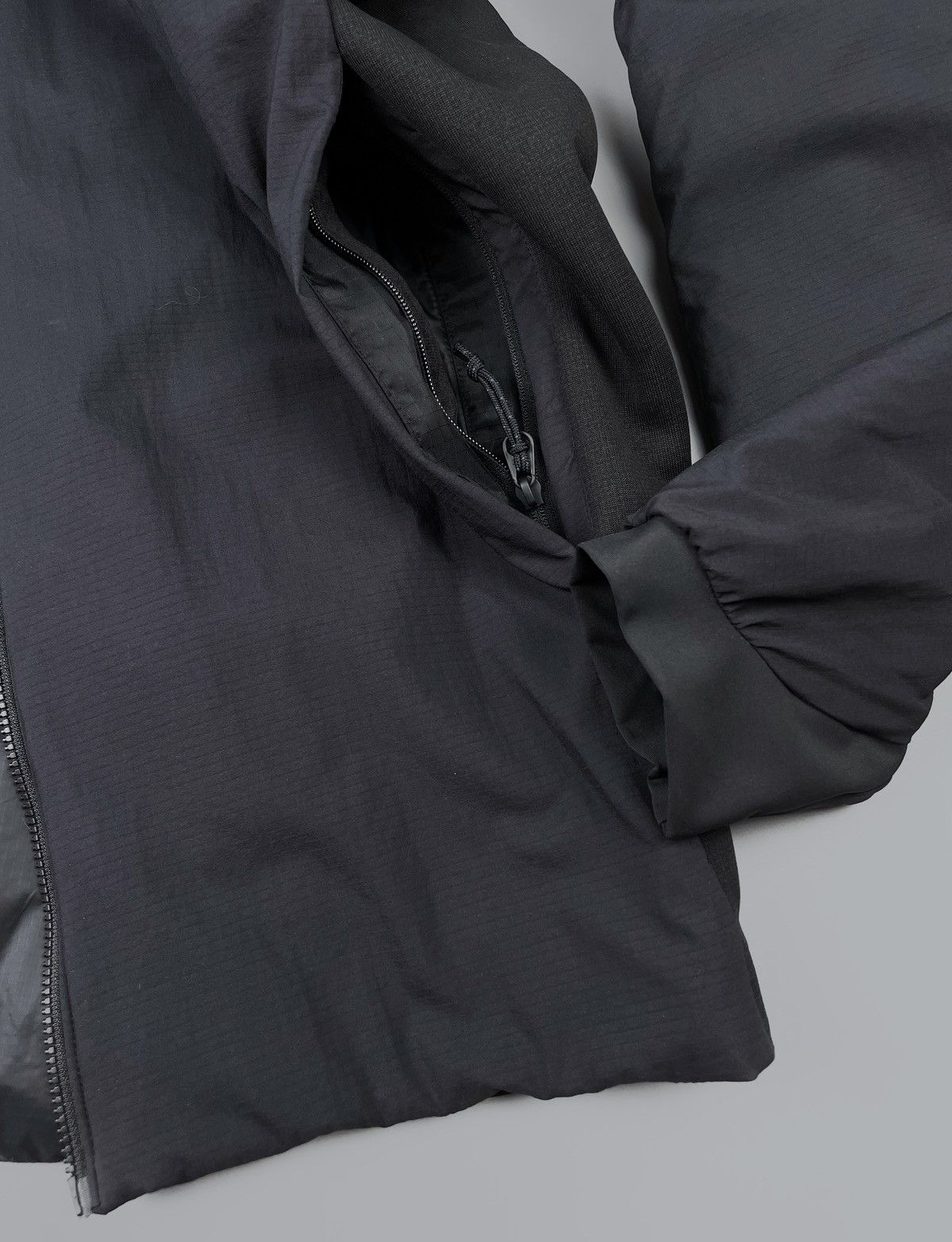 Arc'teryx Vintage Arc’teryx Atom AR Black Insulated Jacket Size XL Size US XL / EU 56 / 4 - 12 Thumbnail
