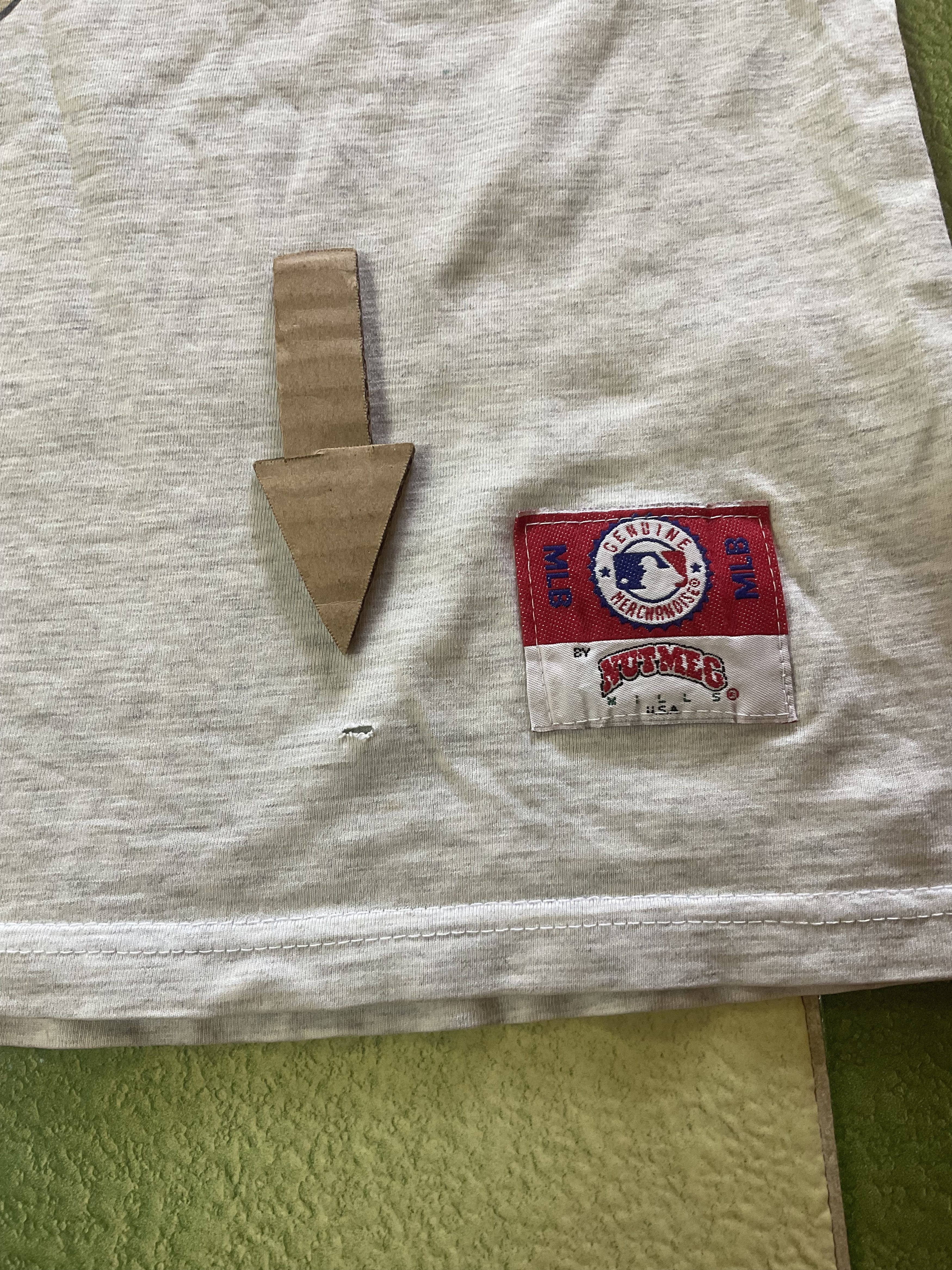 MLB Vintage Distressed 1996 Oakland Athletics & Coyote T-Shirt Size US L / EU 52-54 / 3 - 11 Thumbnail