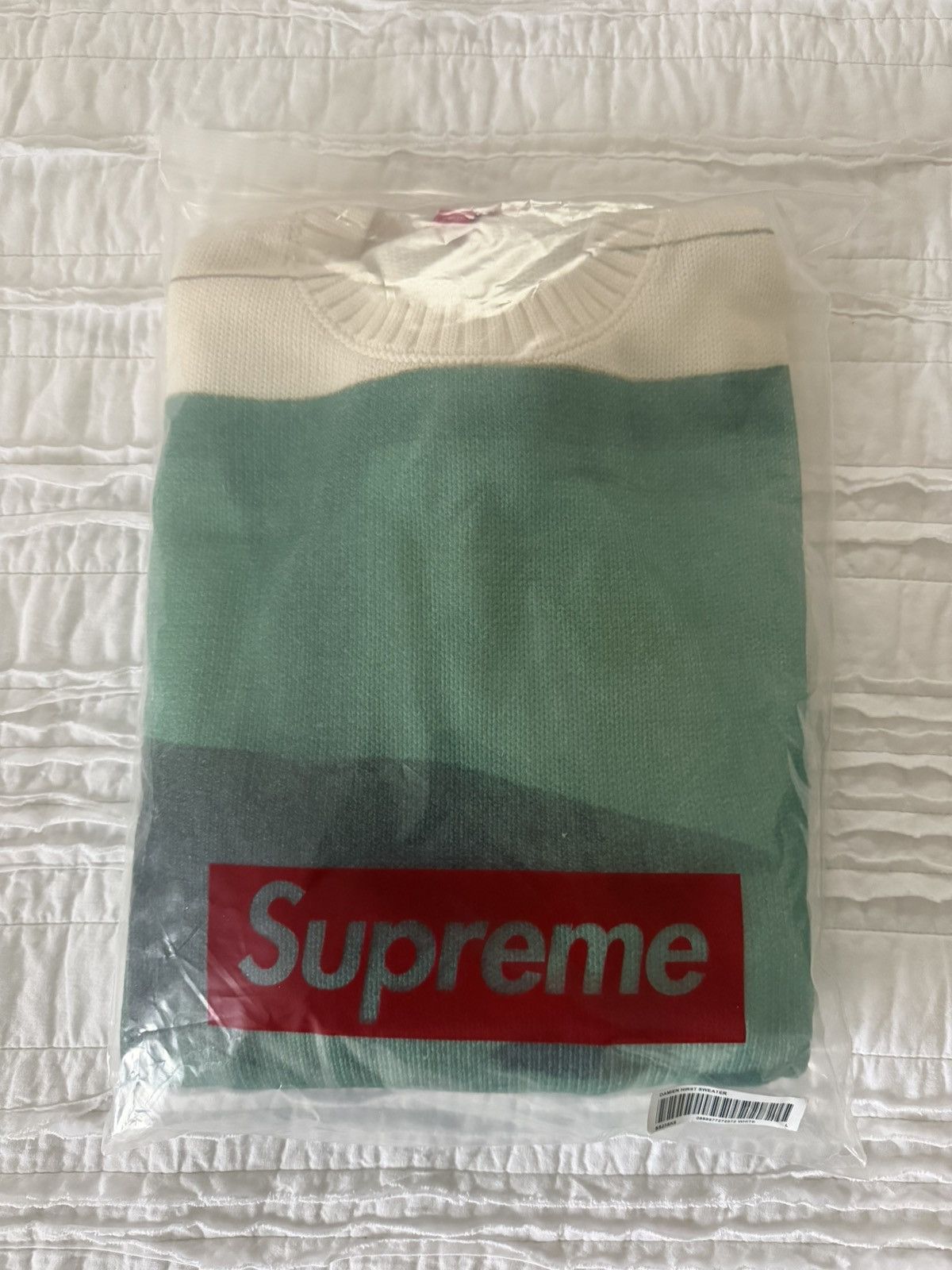 Damien Hirst × Supreme Supreme x Damien Hirst shark sweater Size US L / EU 52-54 / 3 - 1 Thumbnail