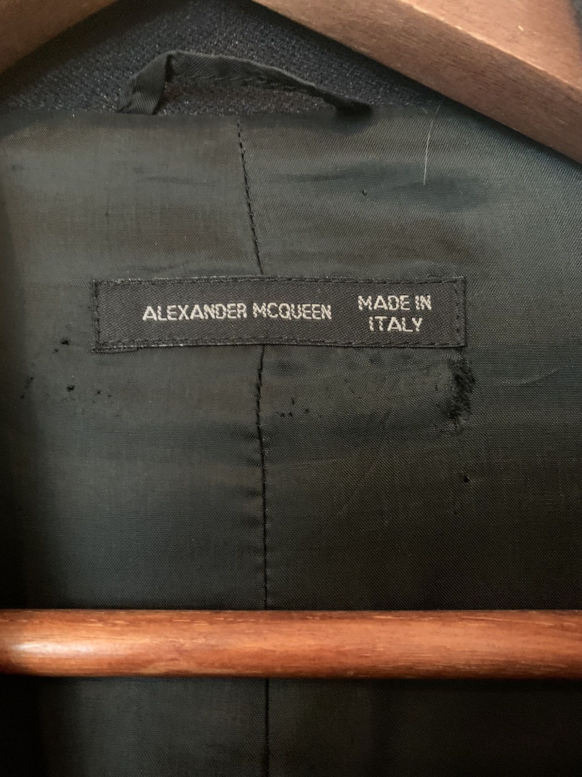 Alexander McQueen 1990s Alexander McQueen Lee Era Archival Long Black Coat Size US S / EU 44-46 / 1 - 5 Thumbnail