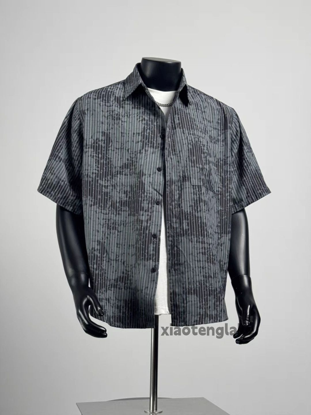 Unisex utility loose pattern Hawaiian festival shirt