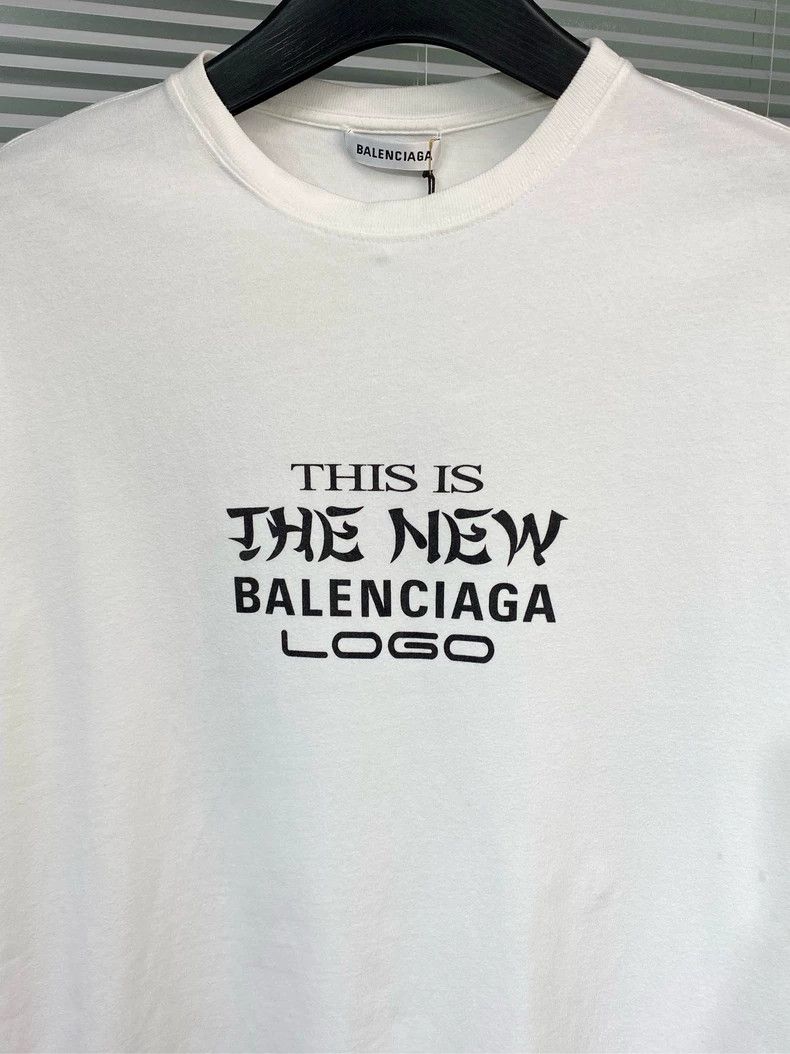 Balenciaga Balenciaga Front and back lettered printed logo short sleev Size US S / EU 44-46 / 1 - 3 Thumbnail