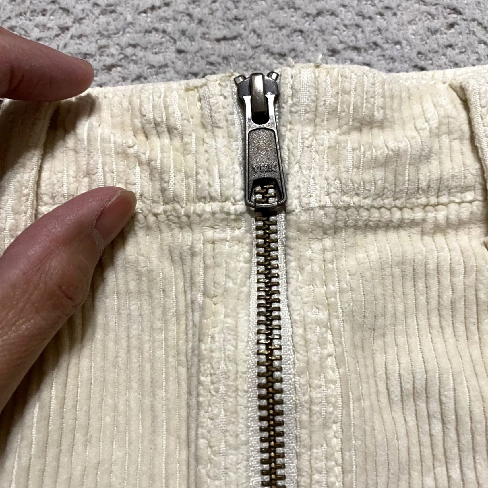 American Eagle Outfitters VINTAGE American Eagle Outfitters Skirt Womens 6 Beige Corduroy High A-Line Casual Short 90s Womens Size 28" / US 6 / IT 42 - 7 Thumbnail