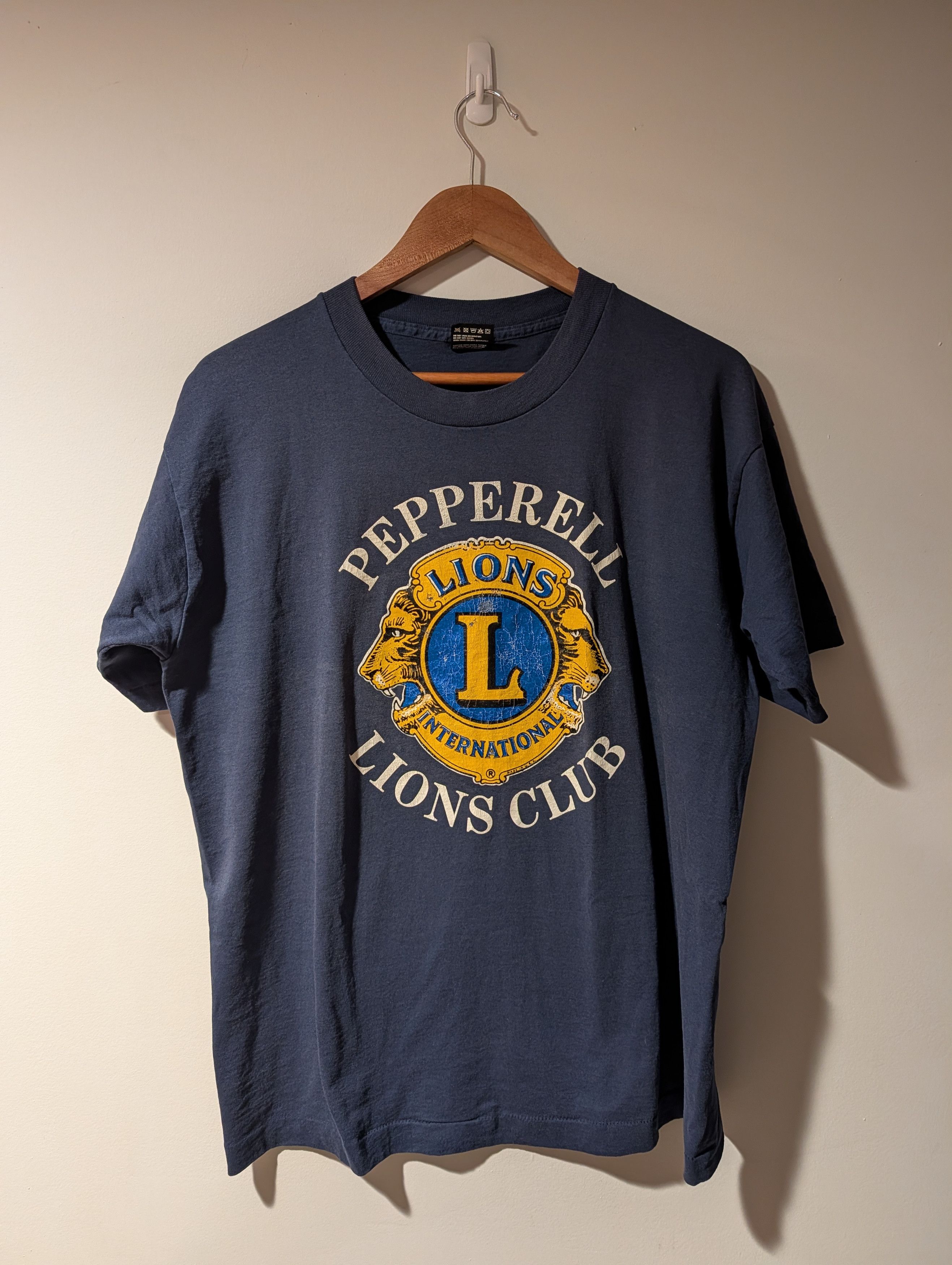 Arts & Science Vintage 90s Pepperell Lions Club Massachusetts T-Shirt Size US L / EU 52-54 / 3 - 1 Thumbnail