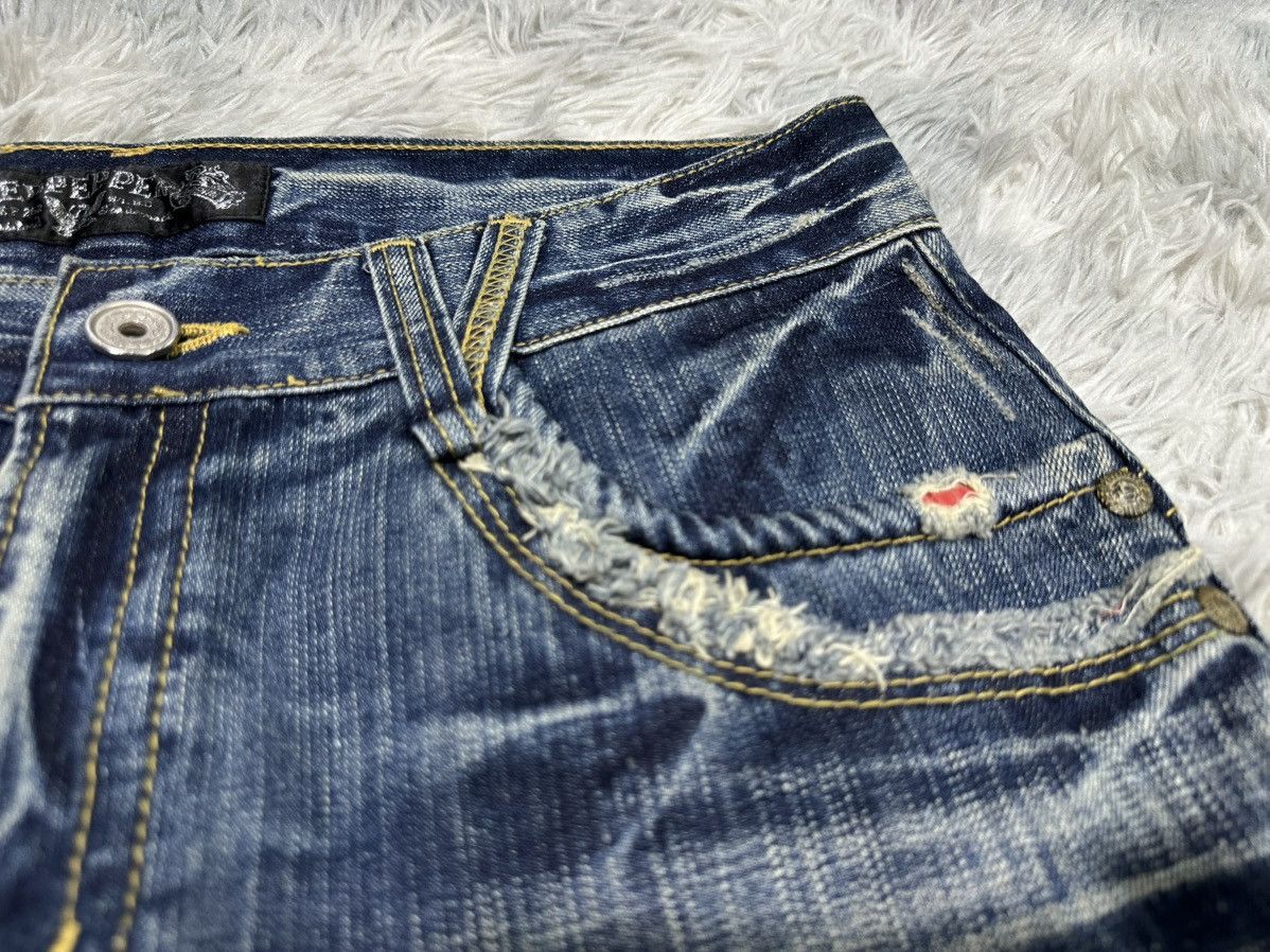 Japanese Brand 🔥Sick Y2K Red Pepper Jeans Flared Denim Distressed Size US 34 / EU 50 - 6 Thumbnail
