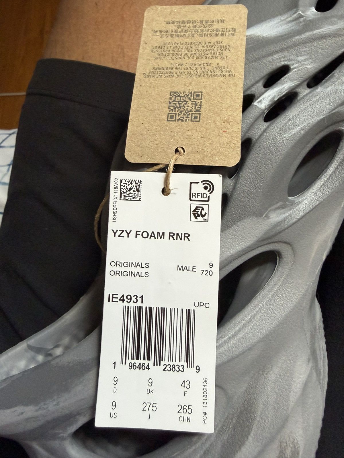 Yeezy Yeezy foamrunners Size US 9 / EU 42 - 7 Thumbnail