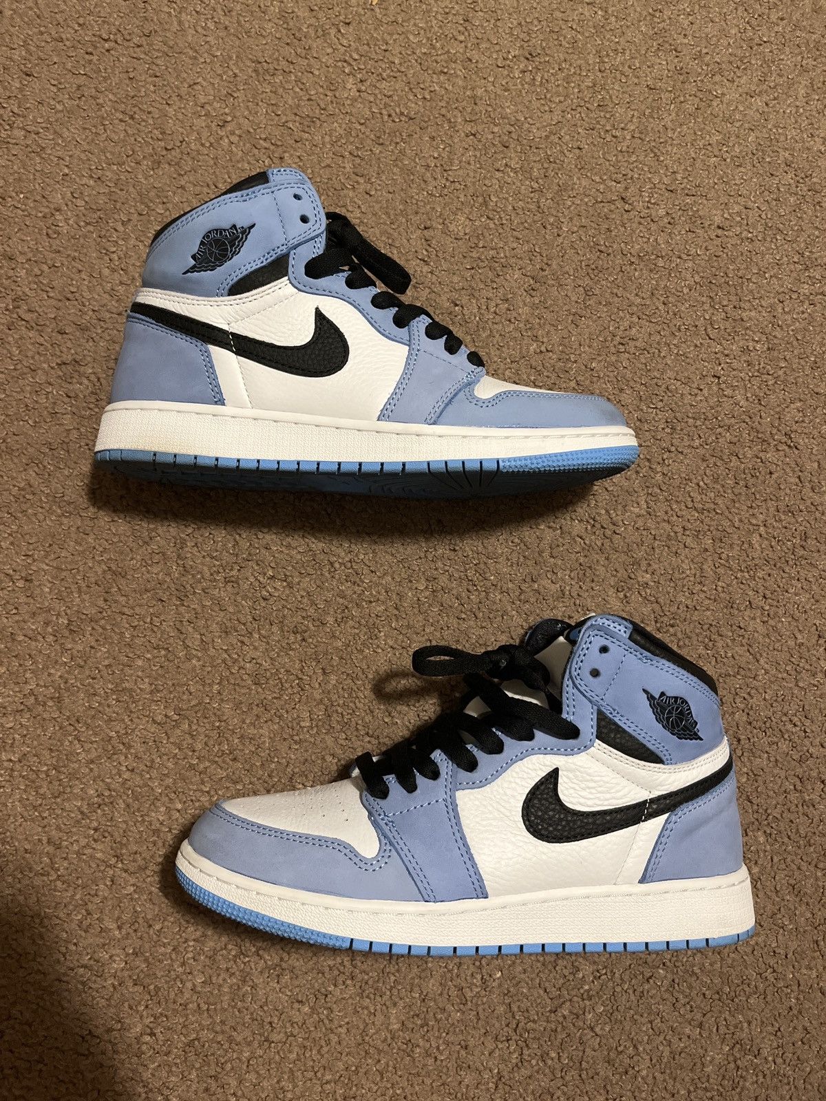 Jordan Brand Air Jordan 1 Retro High OG GS Size US 7 / EU 40 - 6 Thumbnail
