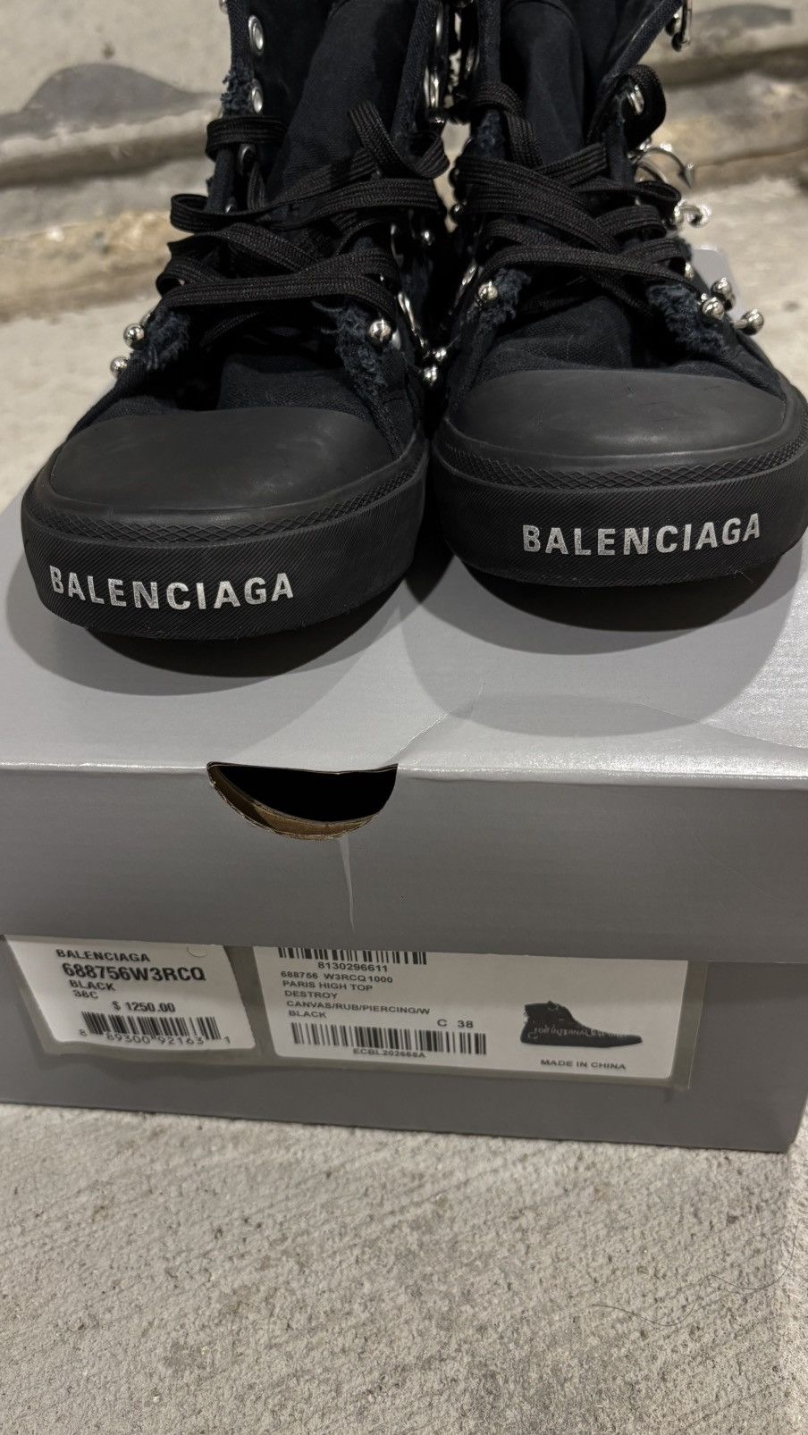 Balenciaga Balenciaga Distressed Pierced Paris Sneaker Size US 9 / EU 42 - 14 Thumbnail