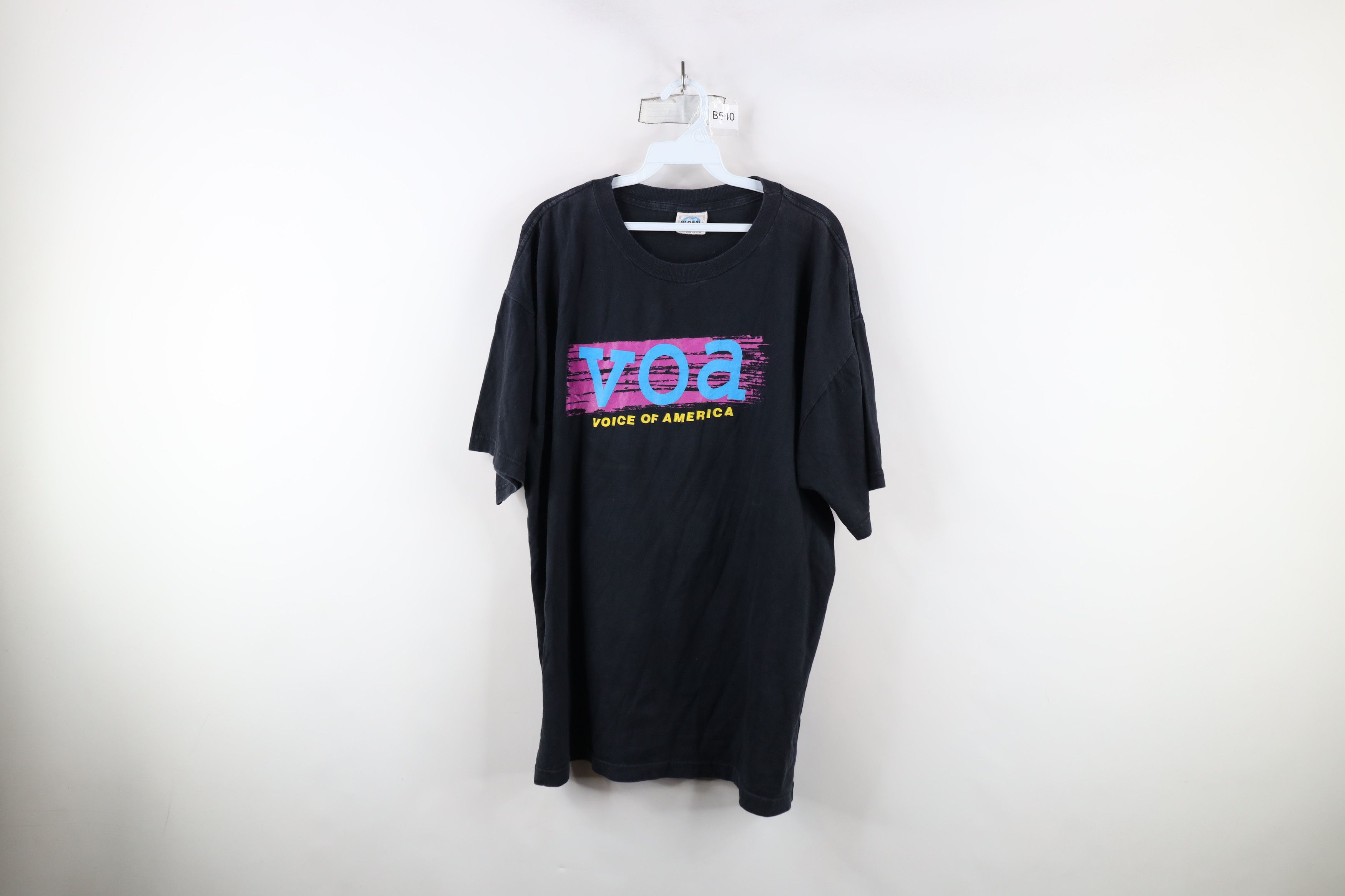 Vintage Vintage 90s Spell VOA Voice of America News T-Shirt Black Size US XL / EU 56 / 4 - 1 Thumbnail