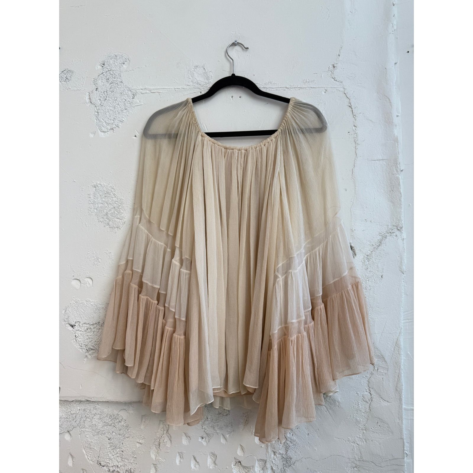 Chloe Vintage Chloe Silk Ruffled Blouse Size XS / US 0-2 / IT 36-38 - 2 Thumbnail