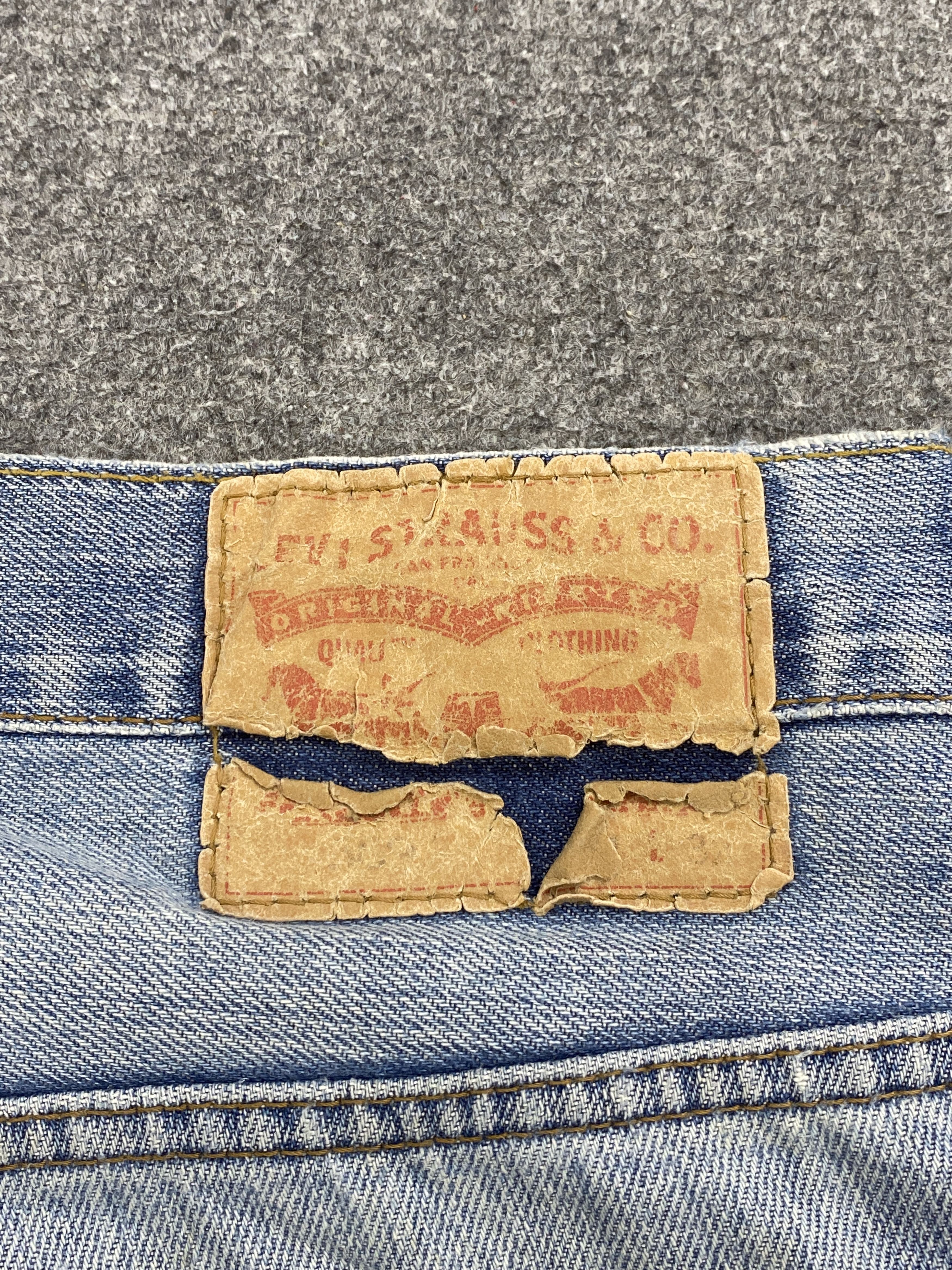 Levi's × Vintage Vintage Levis 569 Light Washed Denim Jeans Size US 34 / EU 50 - 5 Thumbnail