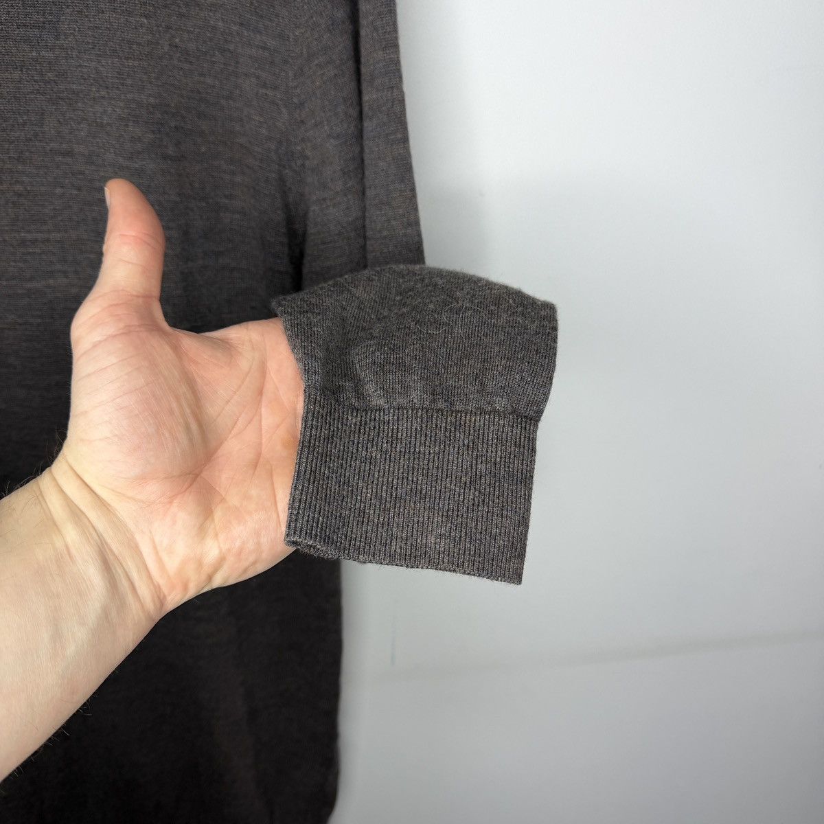 Loro Piana Loro Piana Mens Sweater Jumper Wool L Grey Size US L / EU 52-54 / 3 - 10 Thumbnail