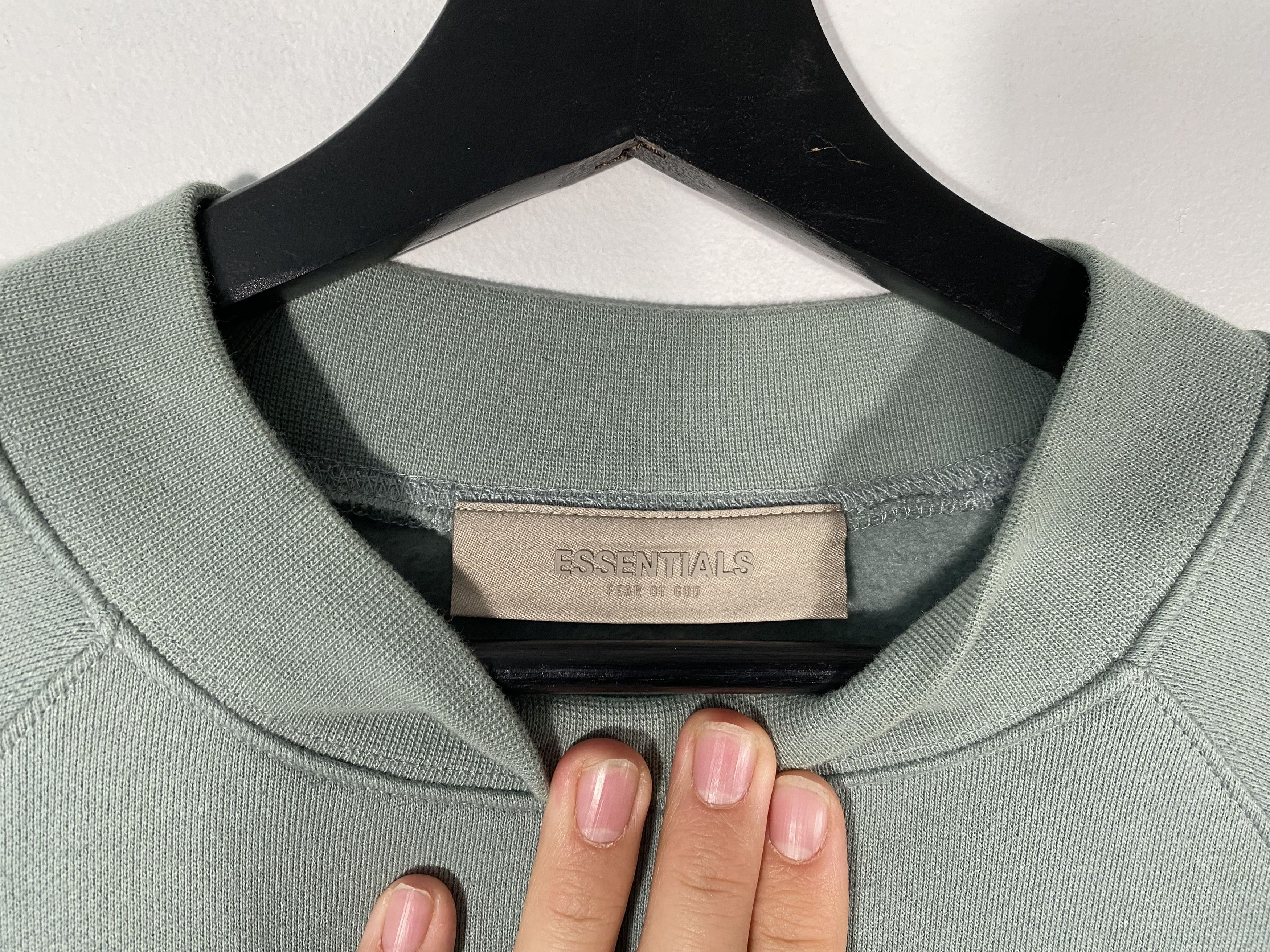 Essentials Fear of God Essentials Oversized Crewneck Sycamore Size US XS / EU 42 / 0 - 4 Thumbnail