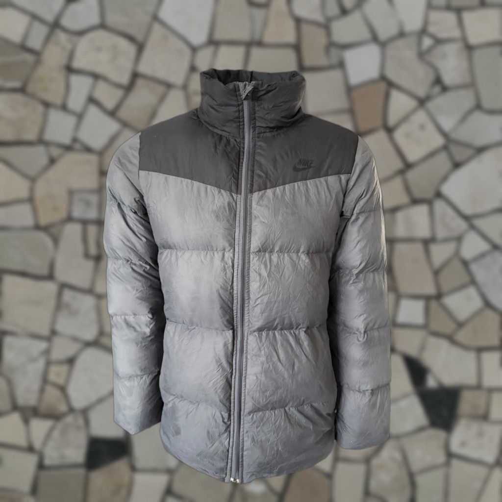Nike Nike Sportswear Puffer Jacket Men's L Grey Duck Down Two-Tone Zip Front High Stand Collar Casual Winter Size US L / EU 52-54 / 3 - 1 Thumbnail