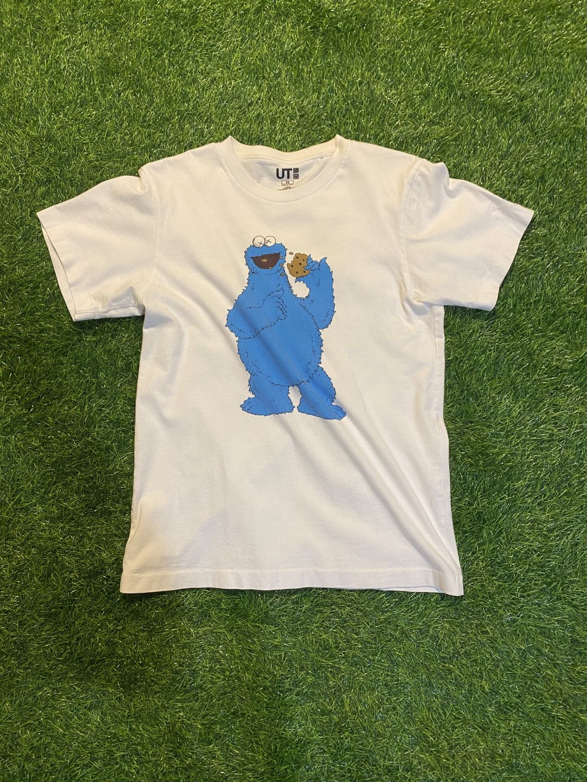 Kaws Kaws Sesame Street Tee Shirt Size XS Size US XS / EU 42 / 0 - 1 Thumbnail