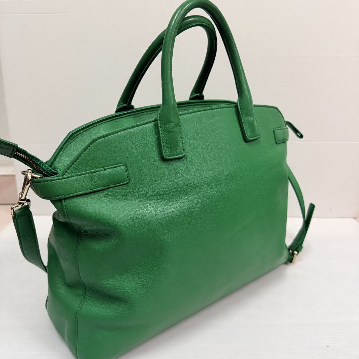Furla Furla Large Leather Green Handbag Size ONE SIZE - 2 Thumbnail