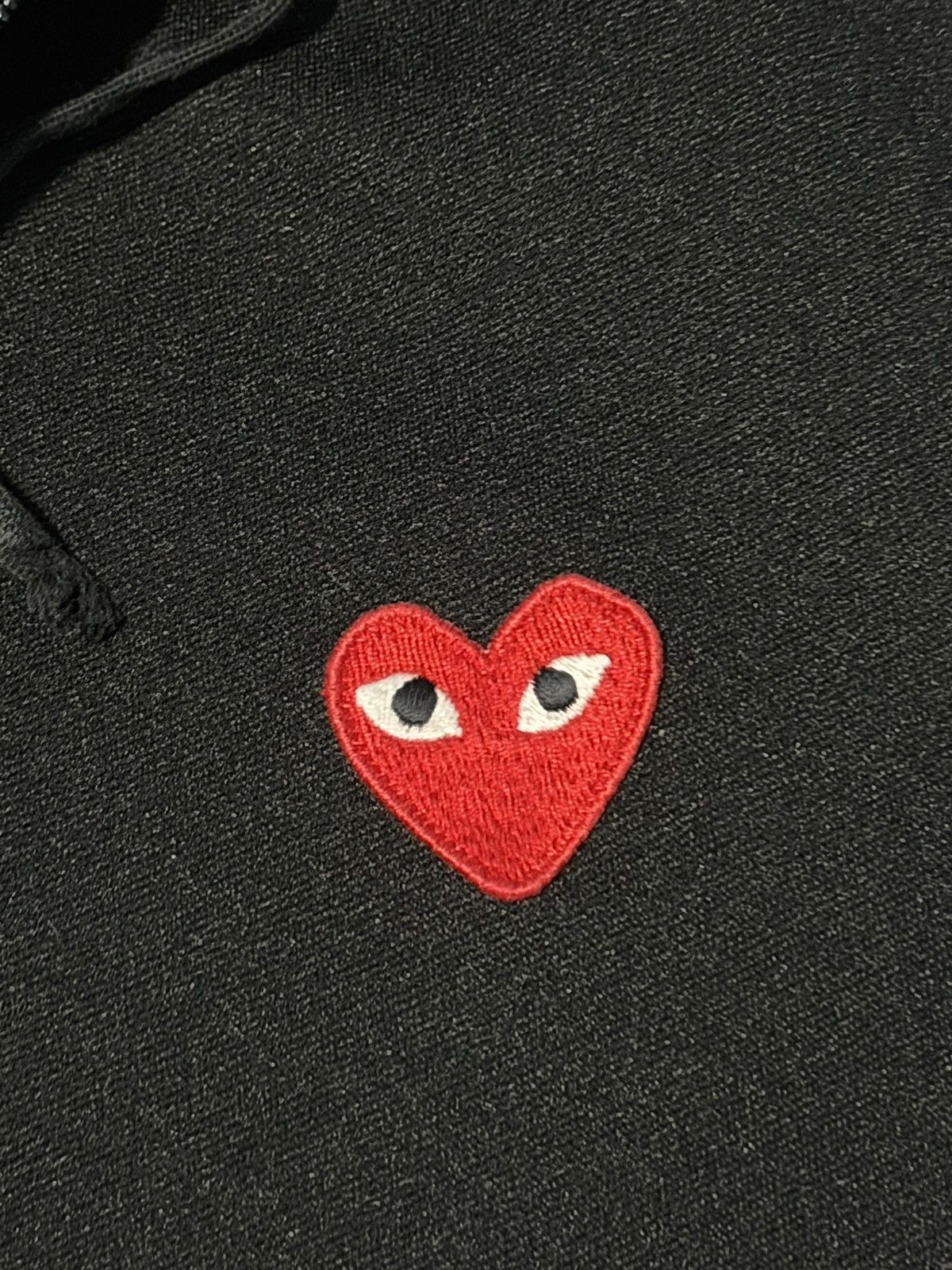 Comme des Garcons Comme Des Garcons PLAY zip up hoodie. Size US L / EU 52-54 / 3 - 2 Thumbnail