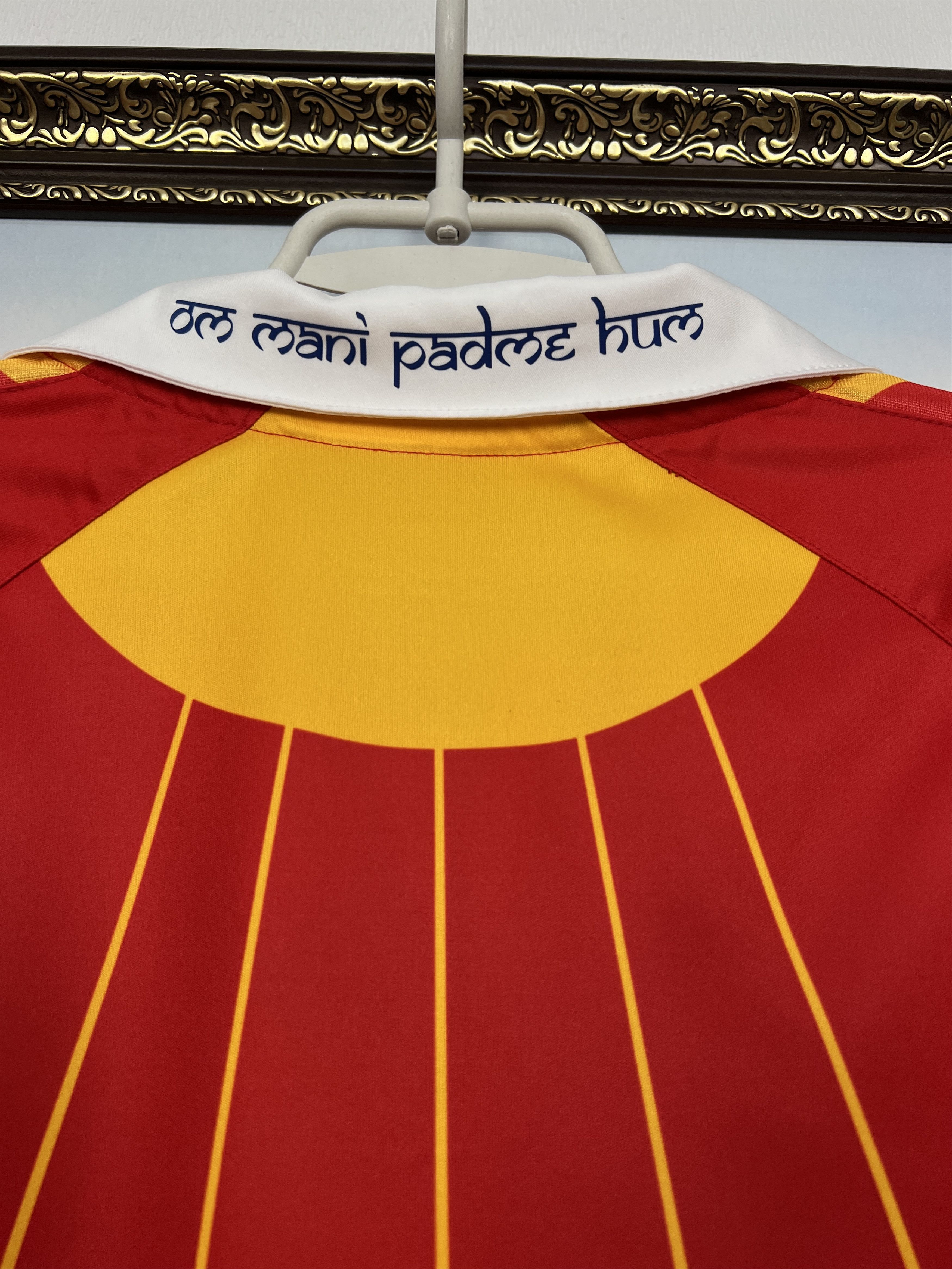 Hummel Tibet Home football shirt 2006 Long Sleeve Jersey Hummel Size US M / EU 48-50 / 2 - 14 Thumbnail