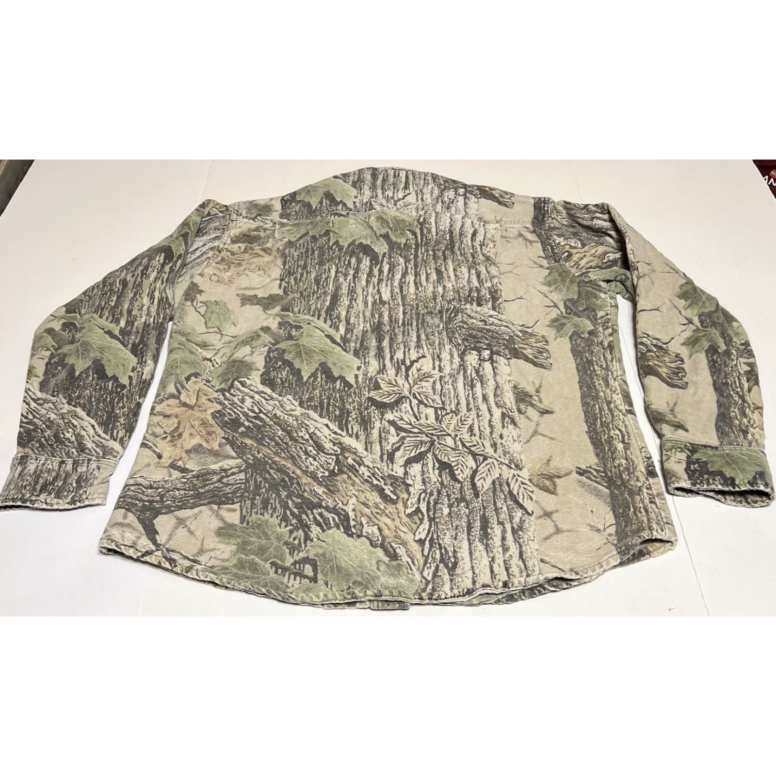 Realtree VTG Rattlers Brand Realtree Camo Chamois Hunting Shirt Mens L USA Camouflage Folded Collar Button-Up Pockets heavyweight Multicolor Cotton Flannel Size US L / EU 52-54 / 3 - 3 Thumbnail