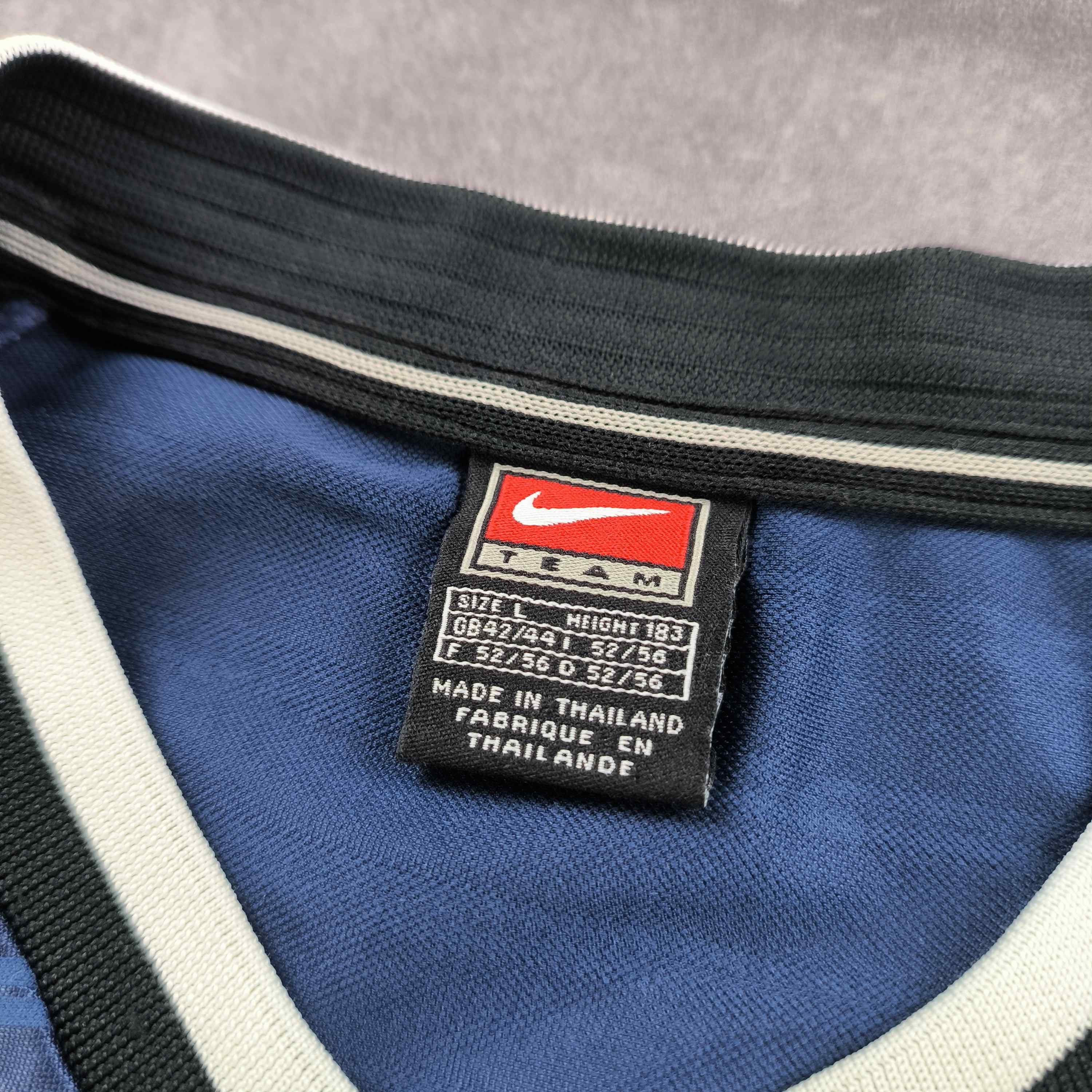 Nike Urania Geneve Sport 2000-02 Nike home #4 football jersey L Size US L / EU 52-54 / 3 - 5 Thumbnail